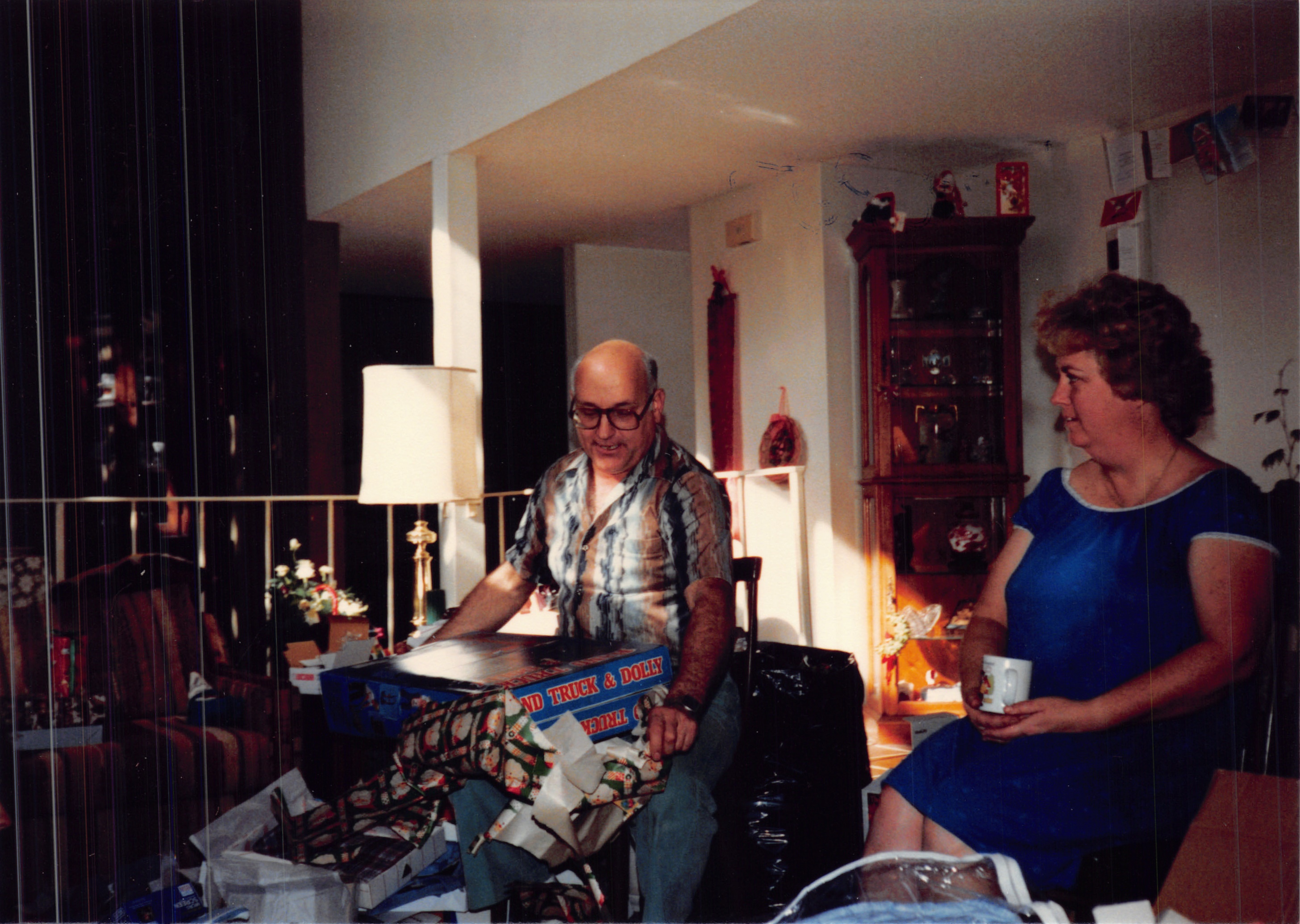 1987e_1037.jpg
