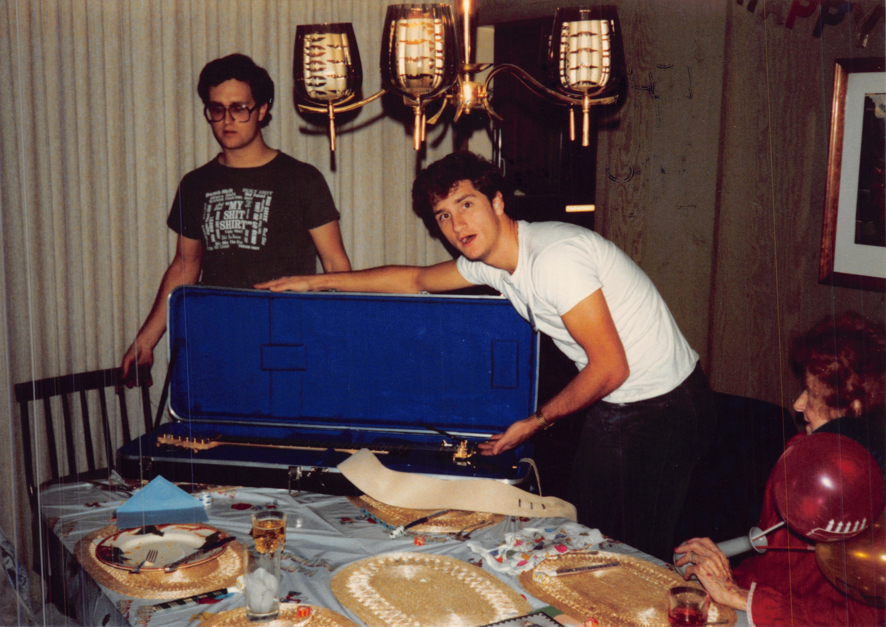 1987e_1055.jpg