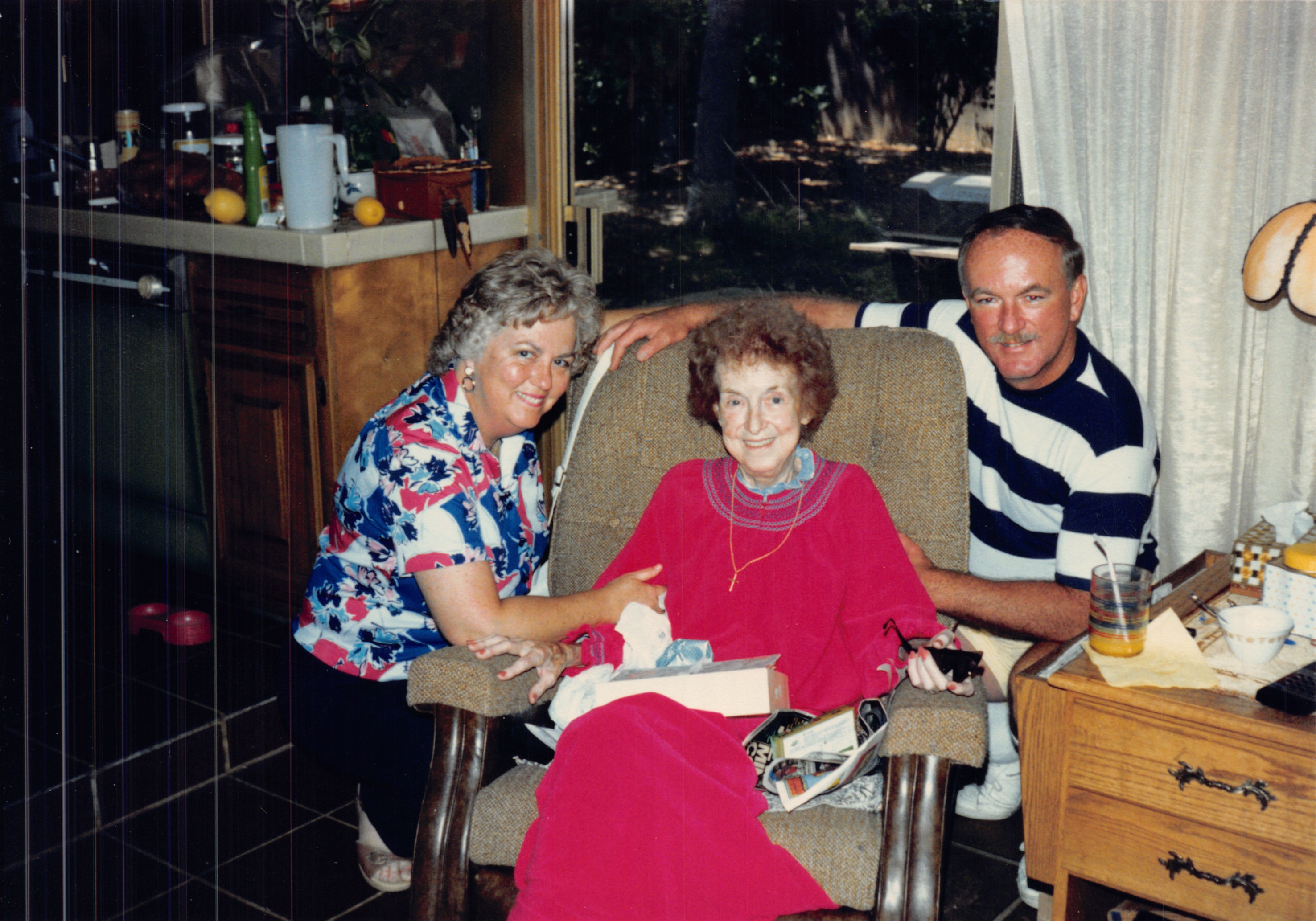 1987e_1077.jpg