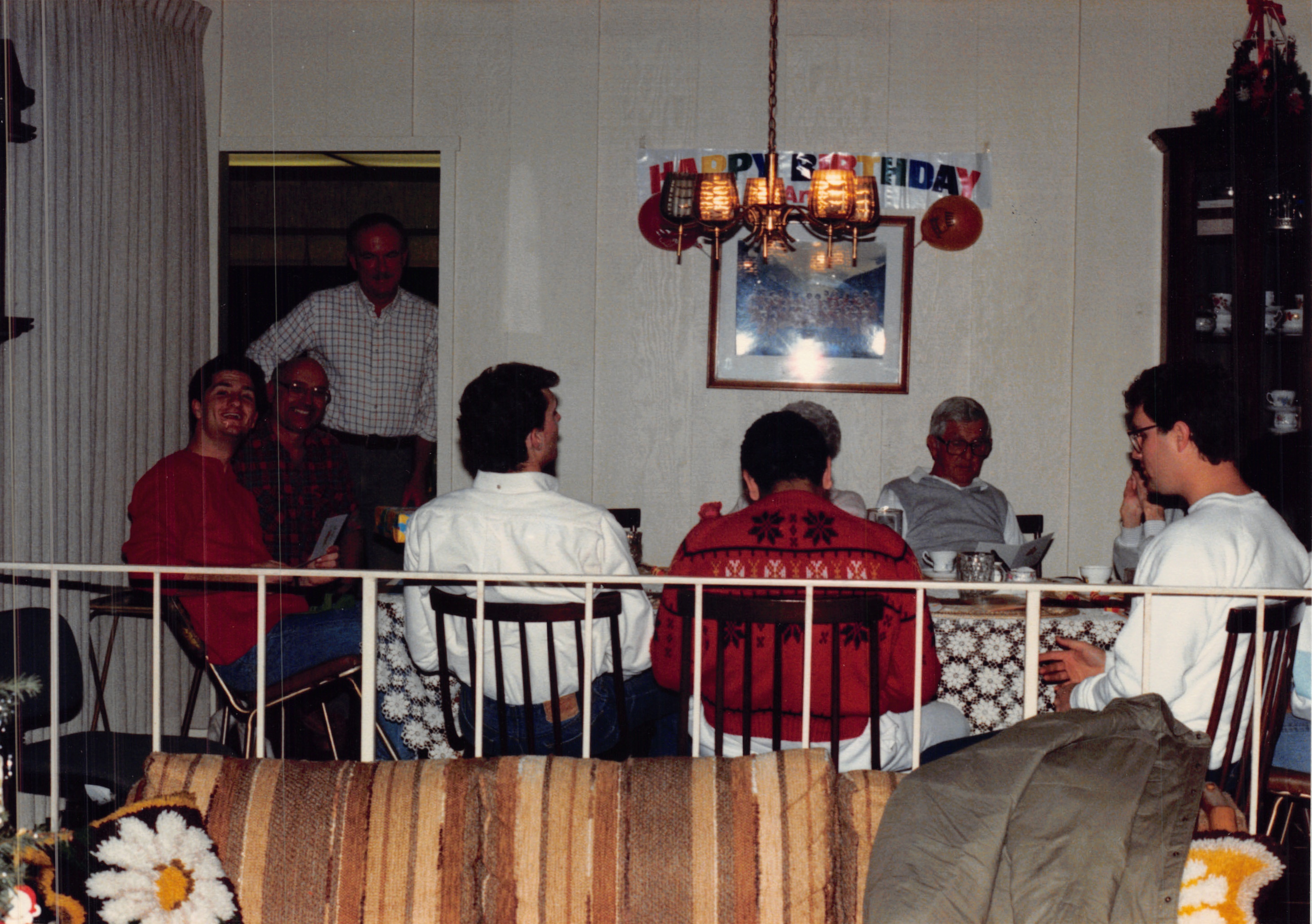 1987f_298.jpg