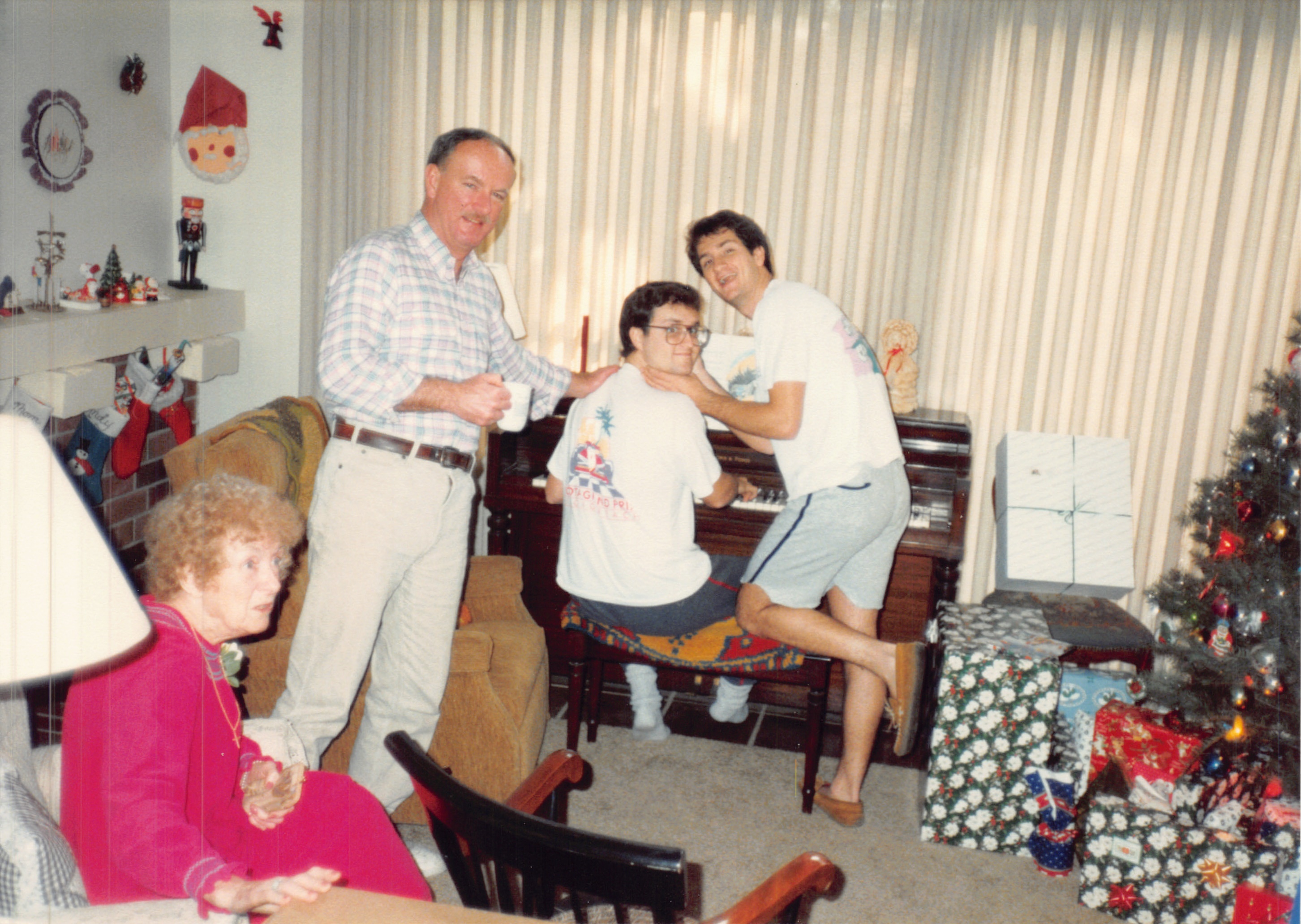 1988_360.jpg