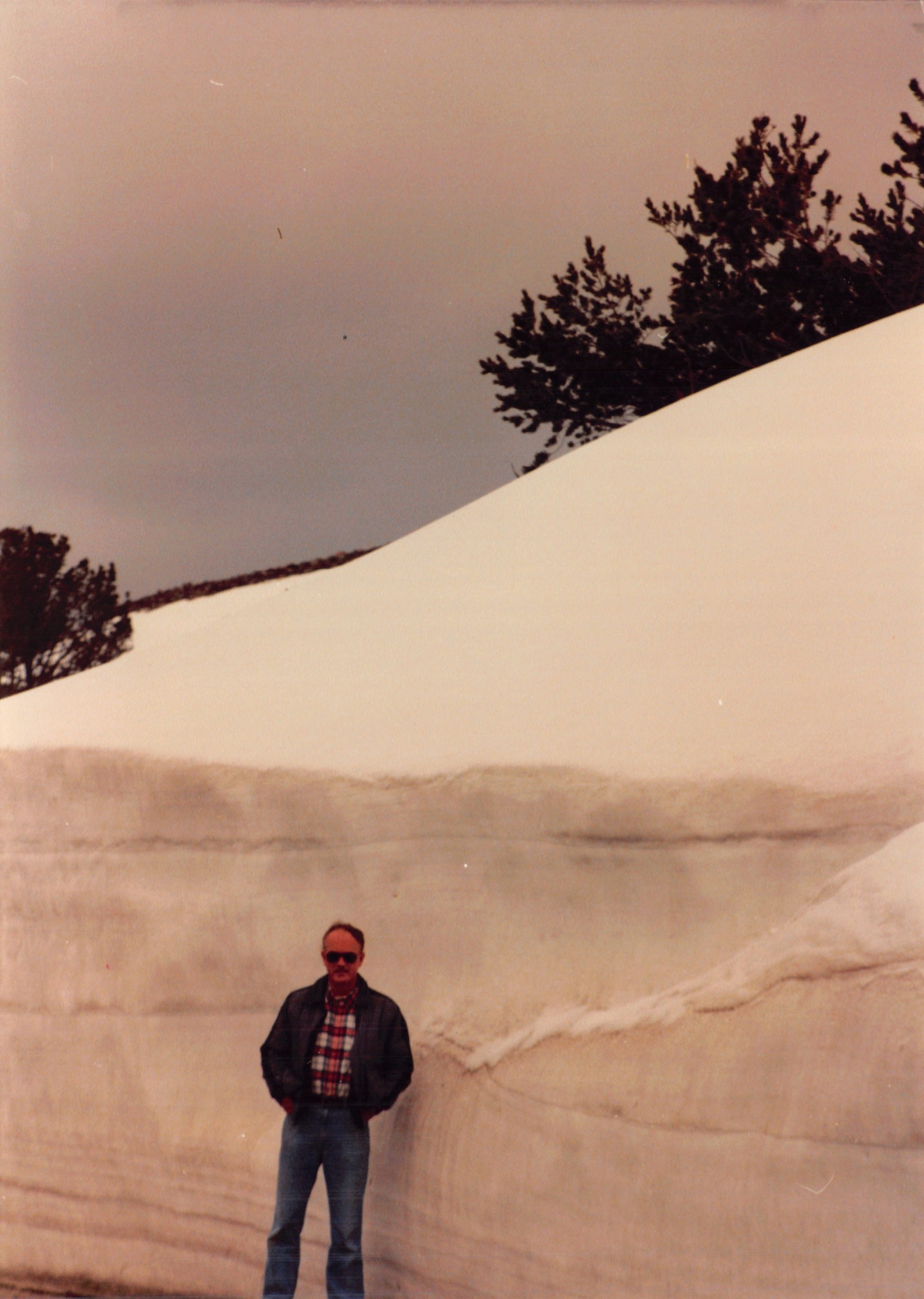 1990_0380.jpg