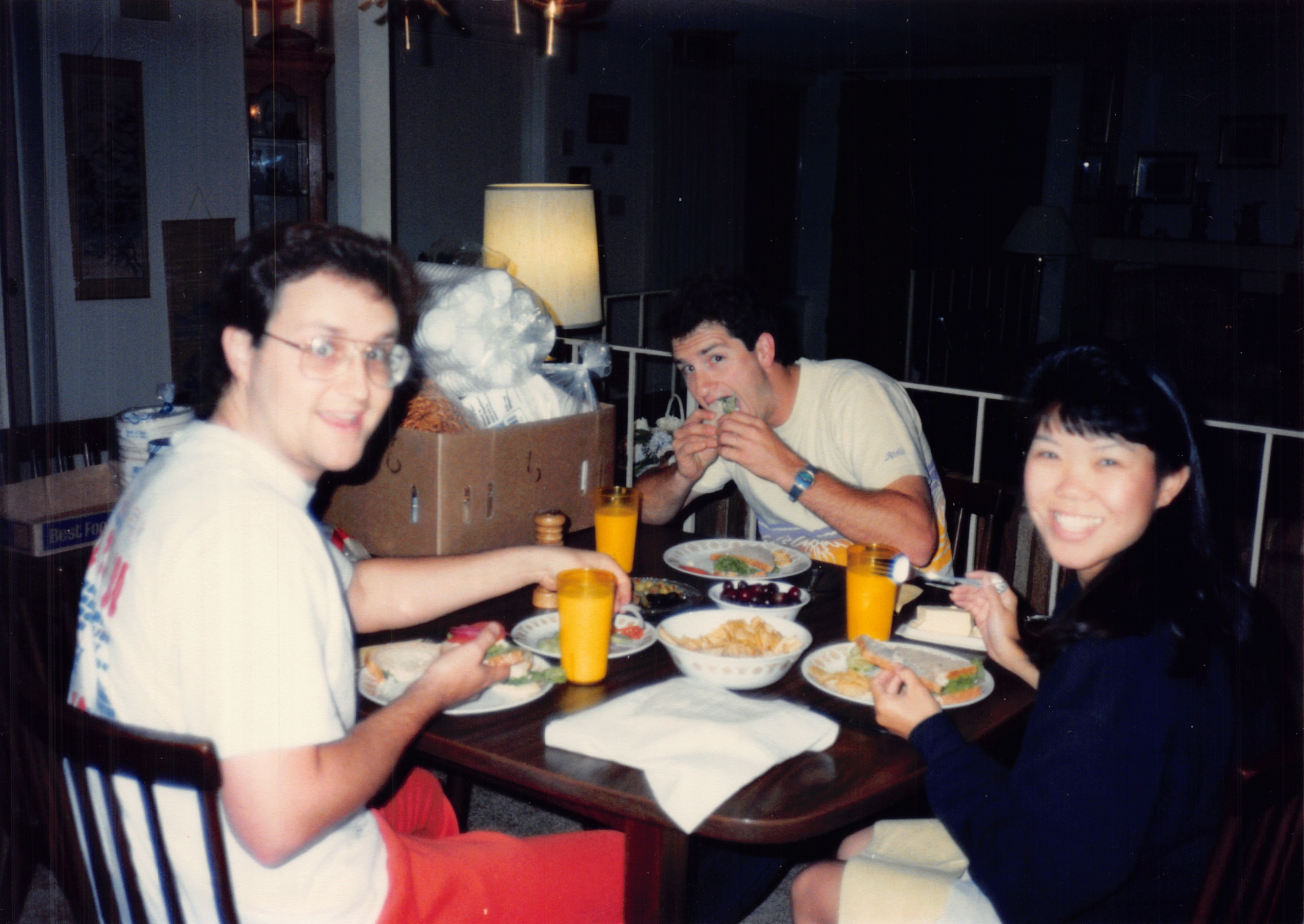 1990_0478.jpg