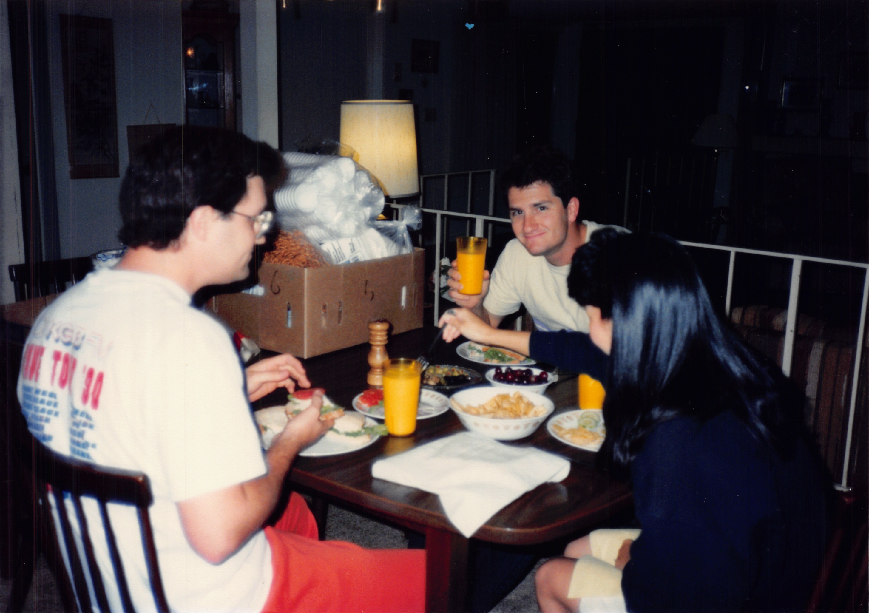 1990_0480.jpg