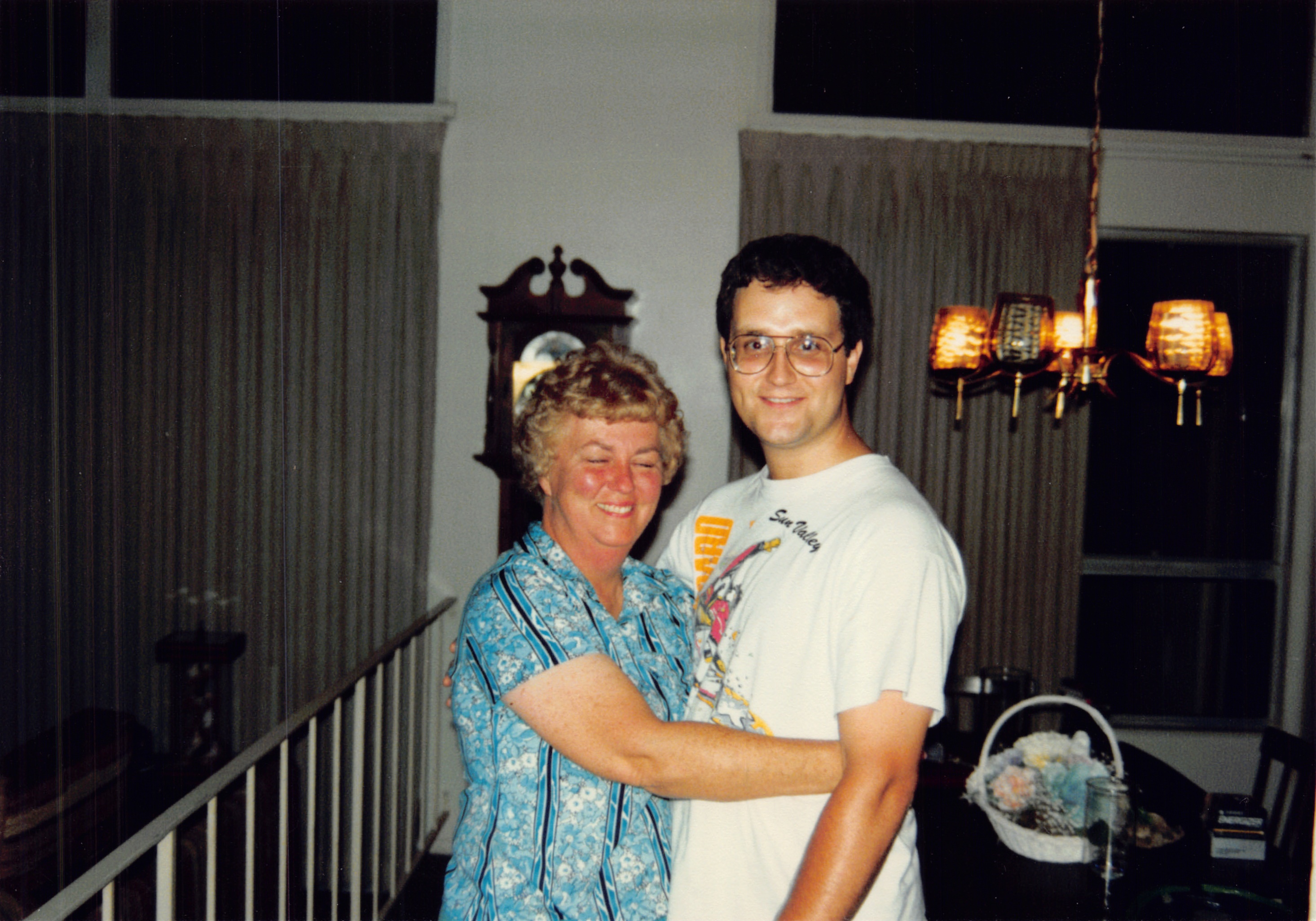 1990_0573.jpg