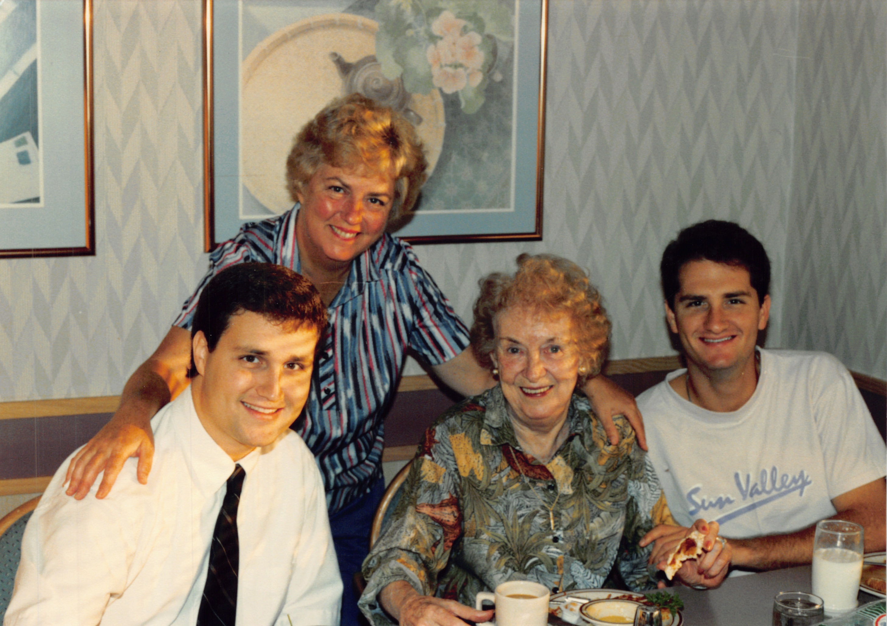 1990_0646.jpg