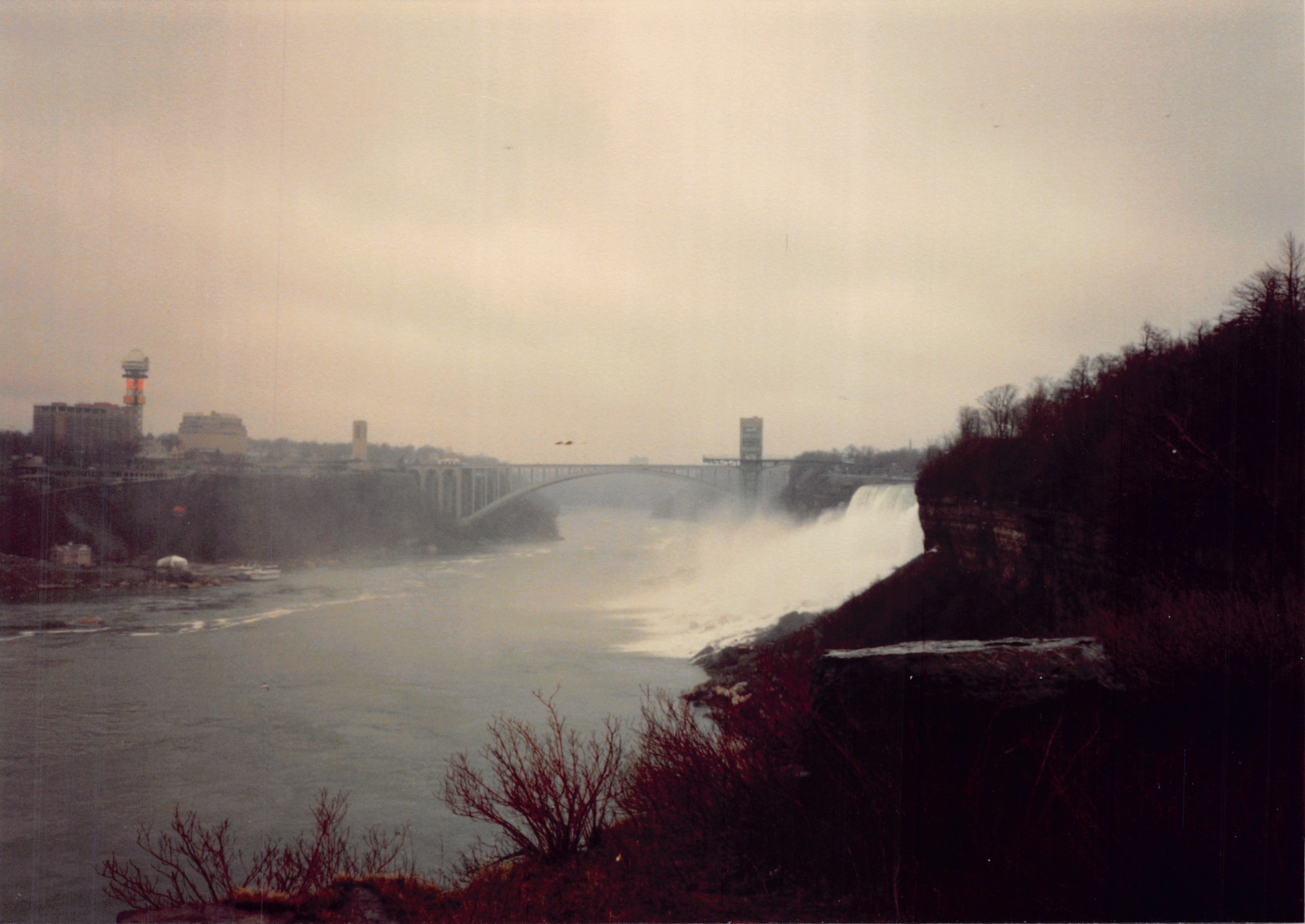 1991a_0792.jpg
