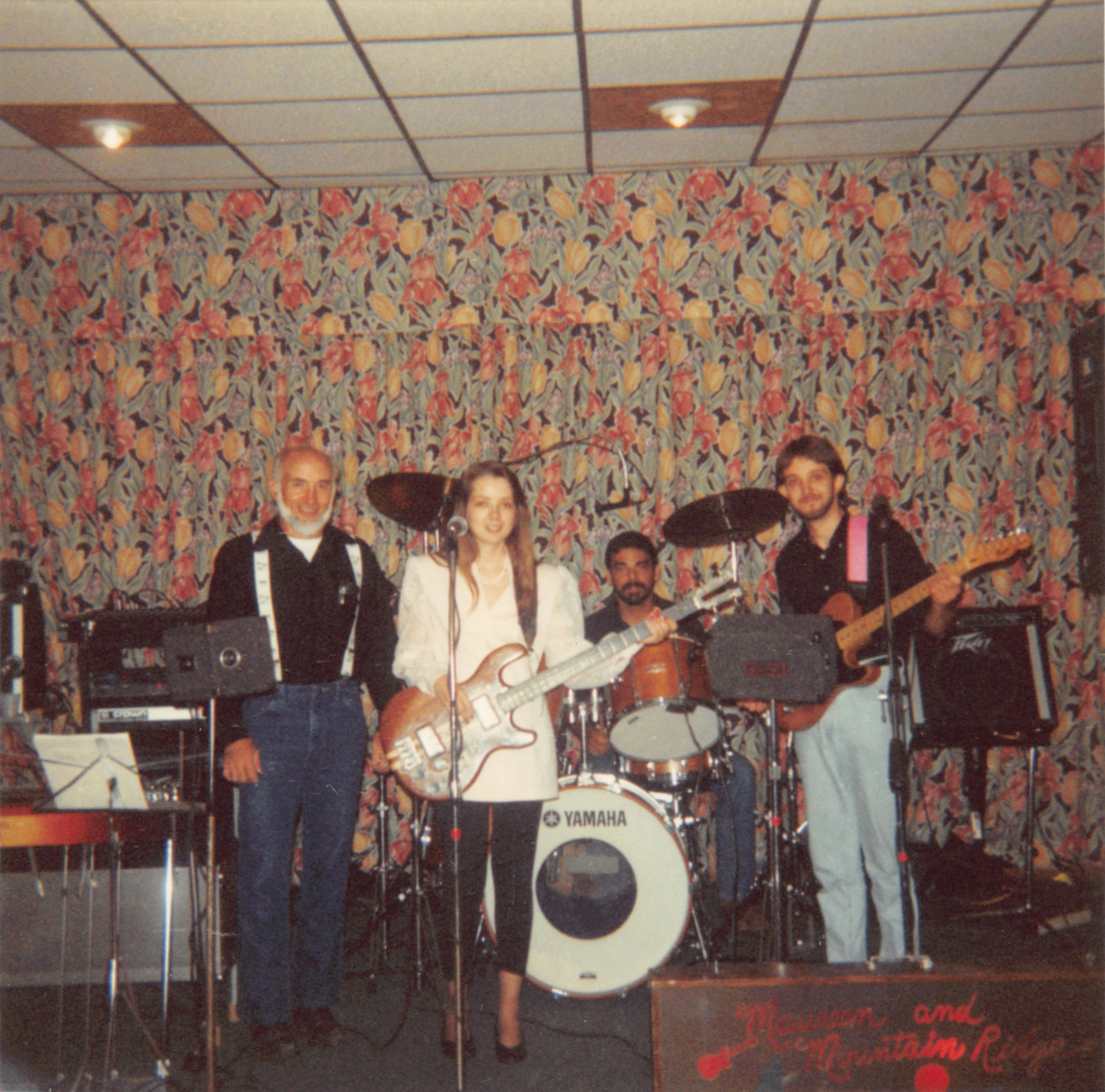 1993a_449.jpg