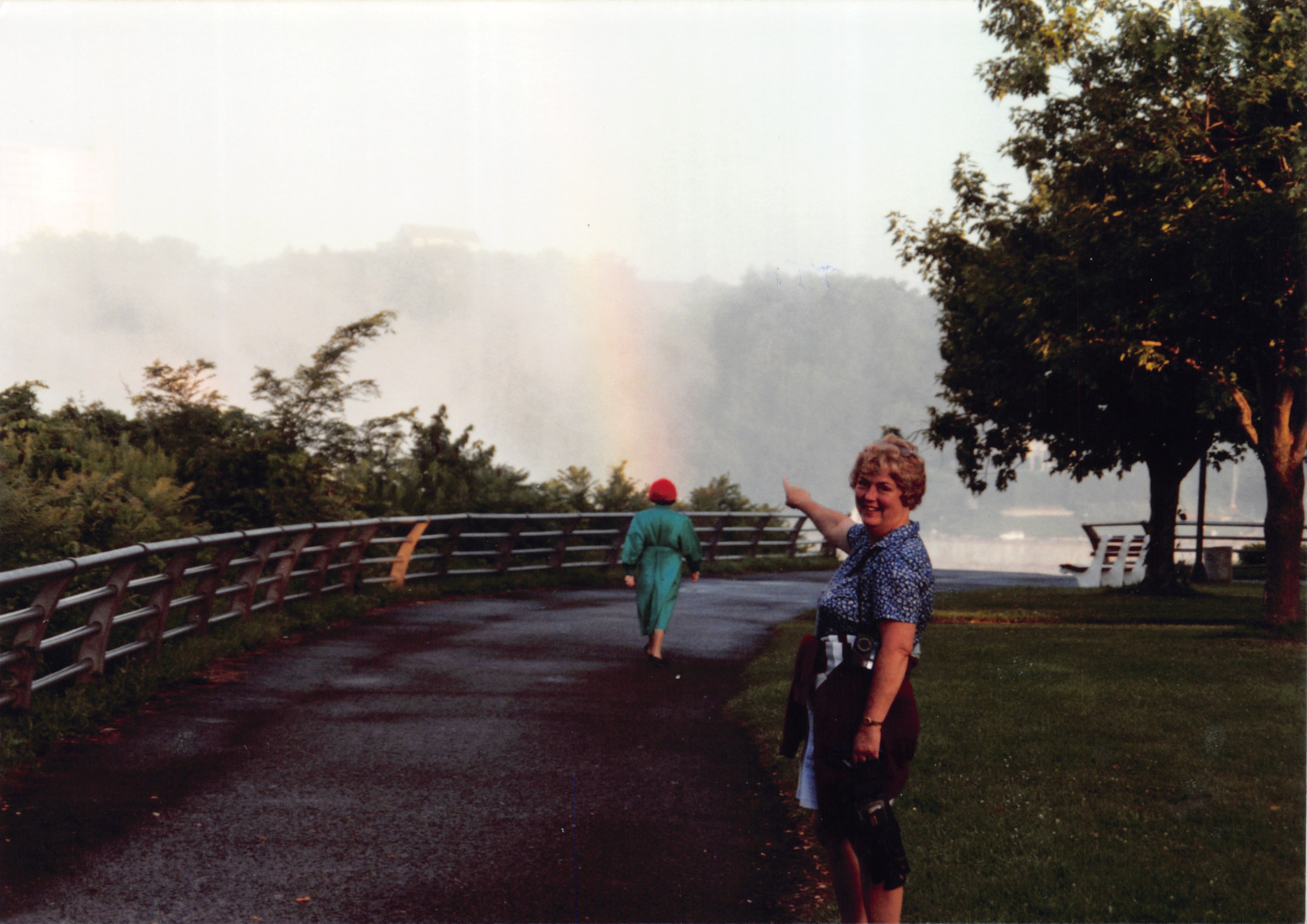 1993b_598.jpg