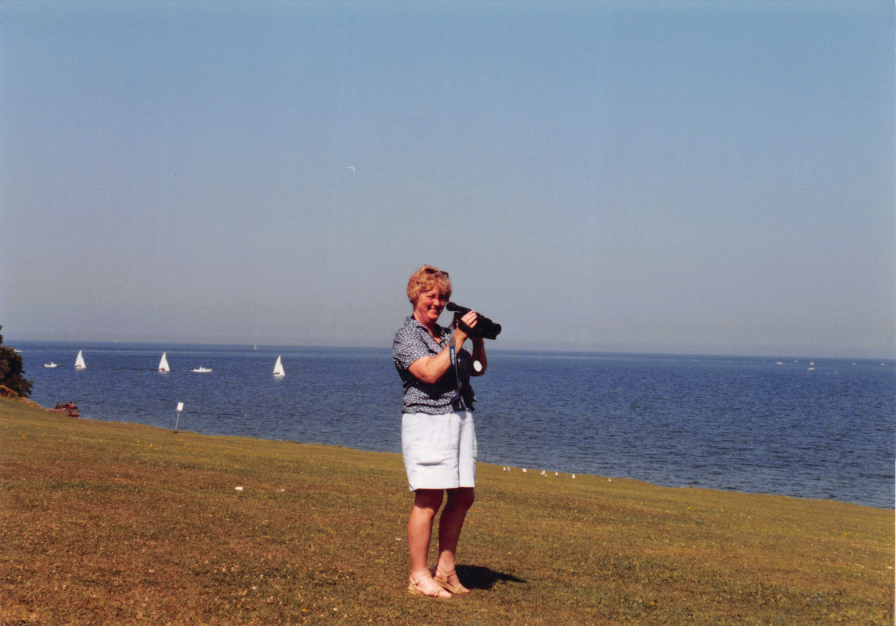 1993b_608.jpg