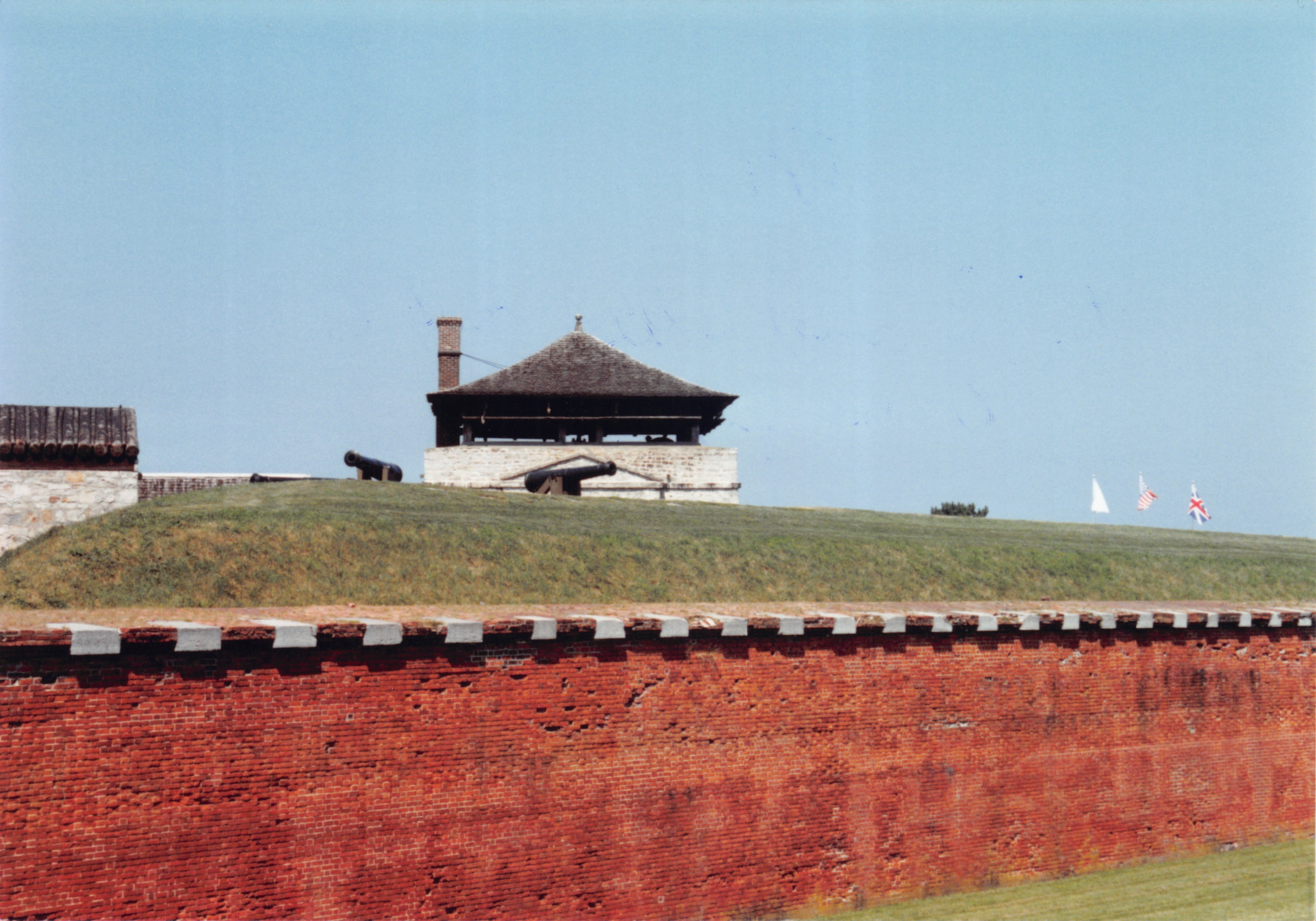 1993b_626.jpg