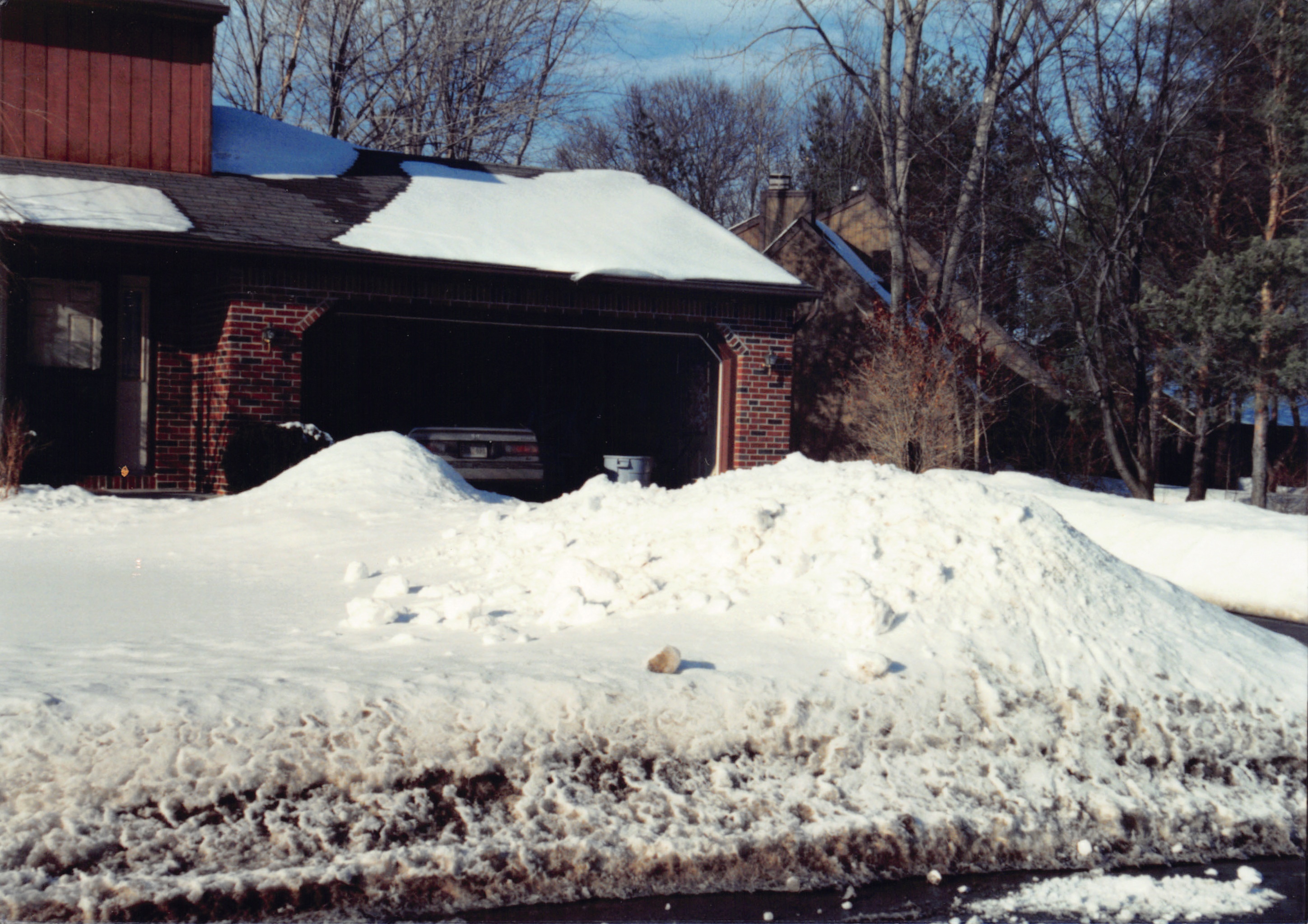 1993b_656.jpg