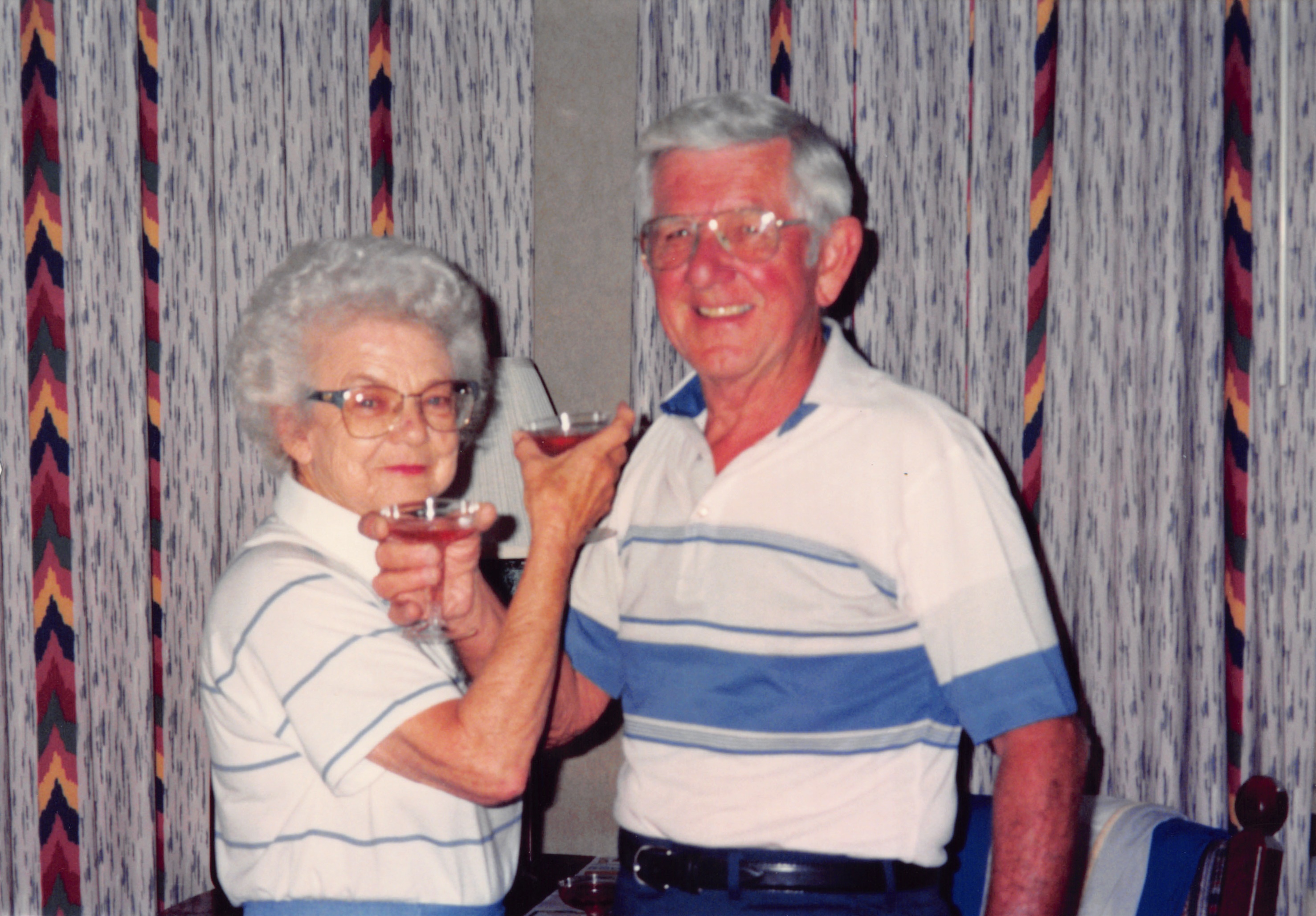 1994a_708.jpg