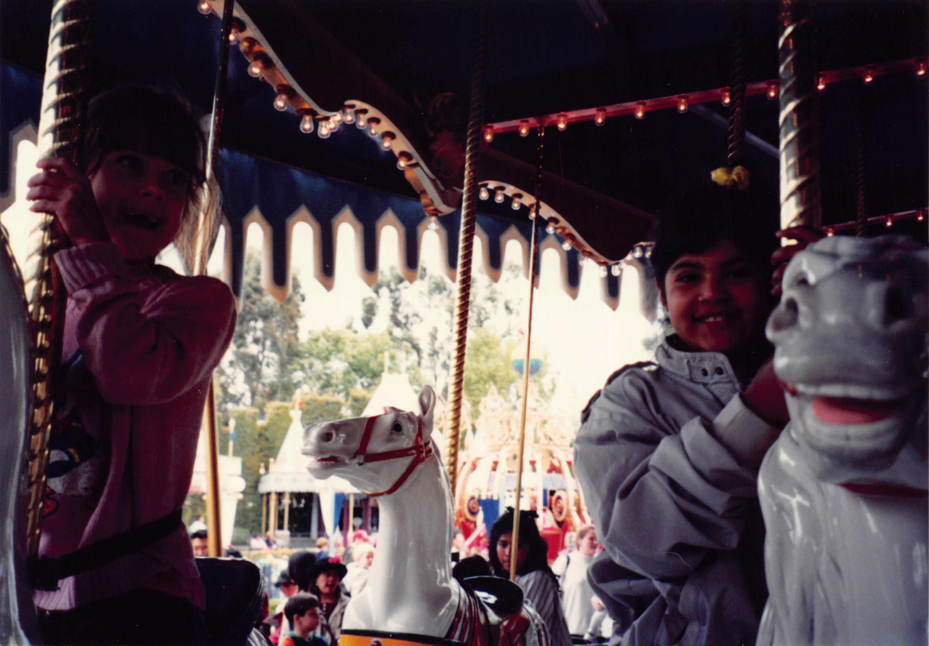 1994a_716.jpg
