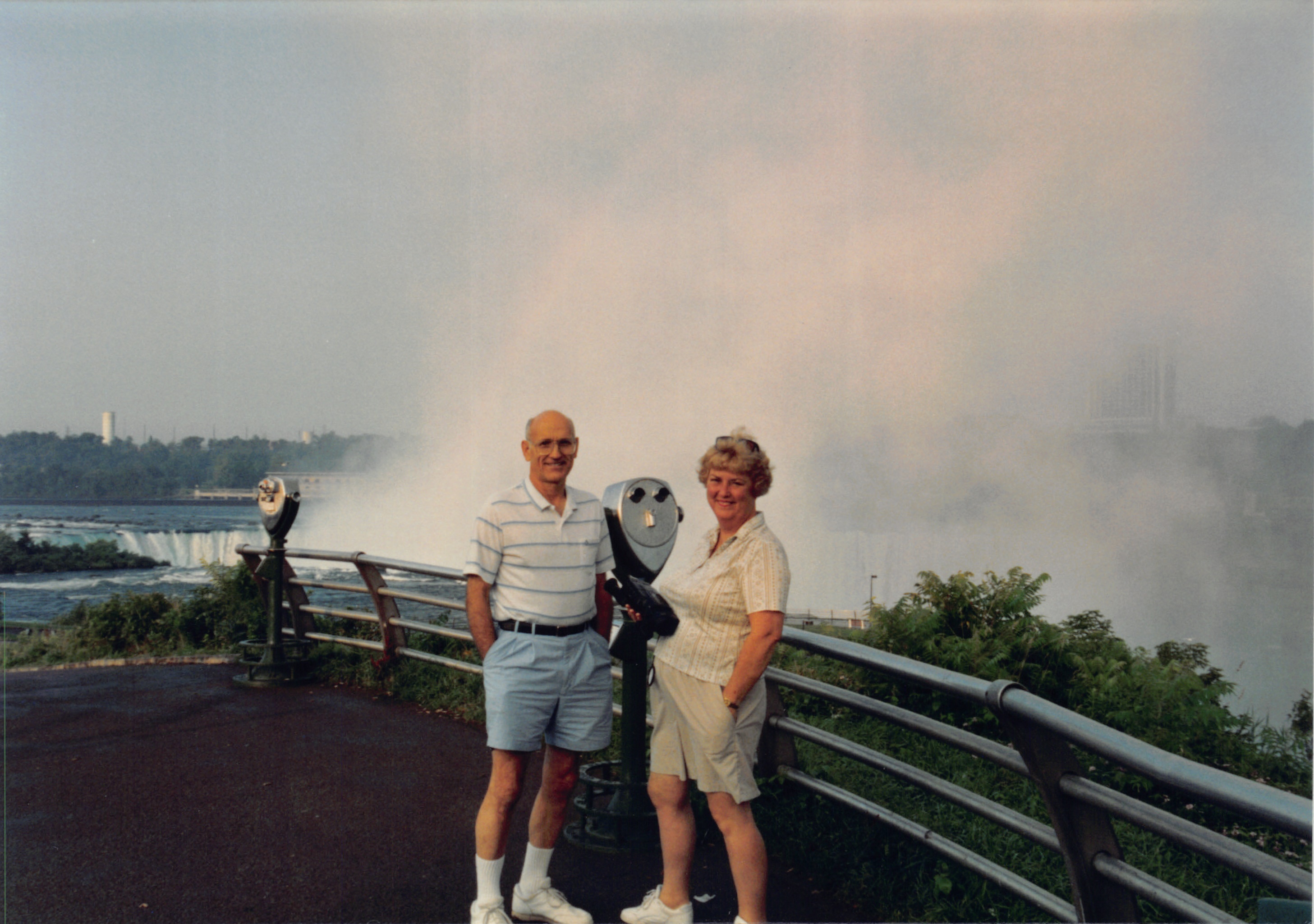 1994b_020.jpg