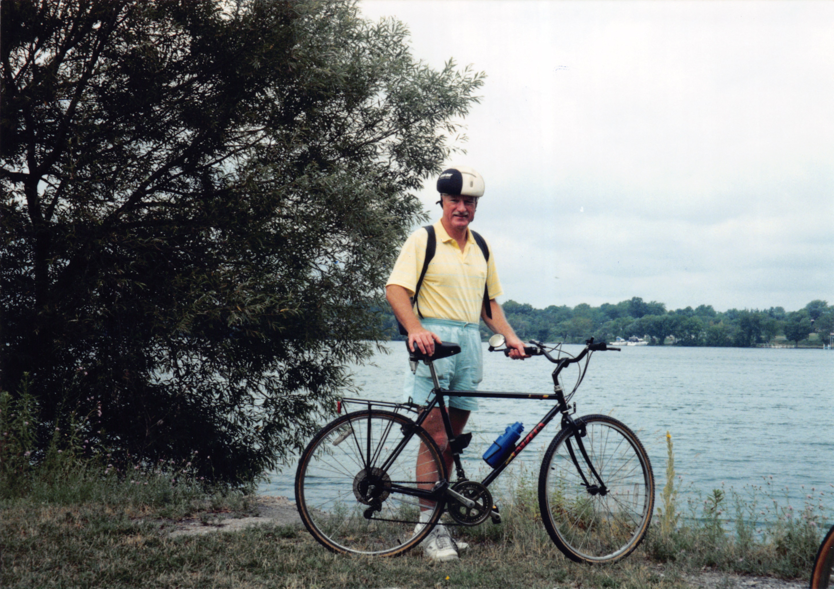 1996_249.jpg