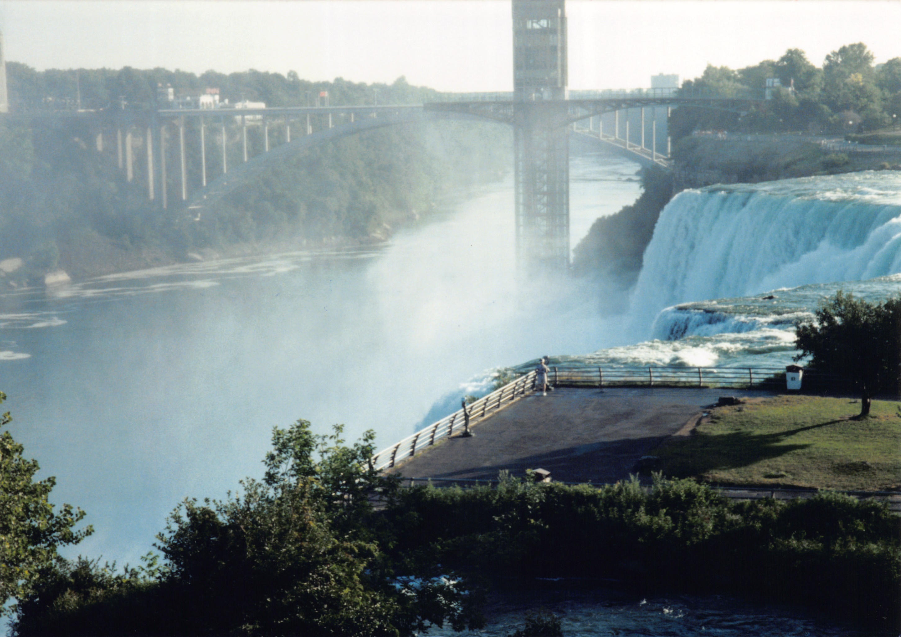 1996_253.jpg