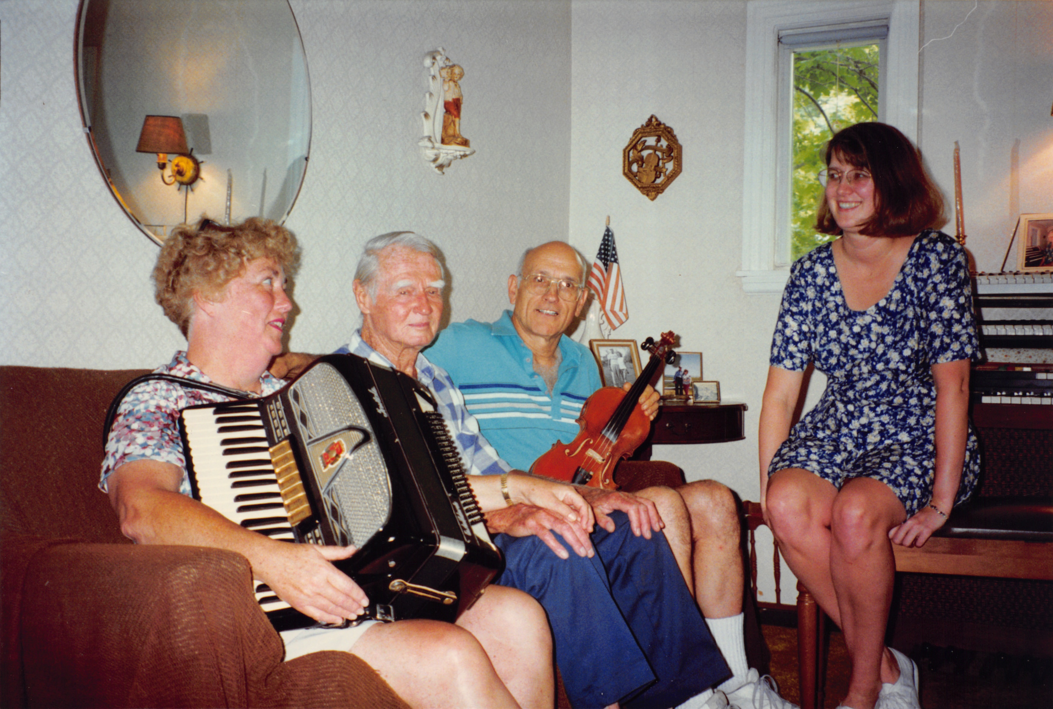 1996_450.jpg