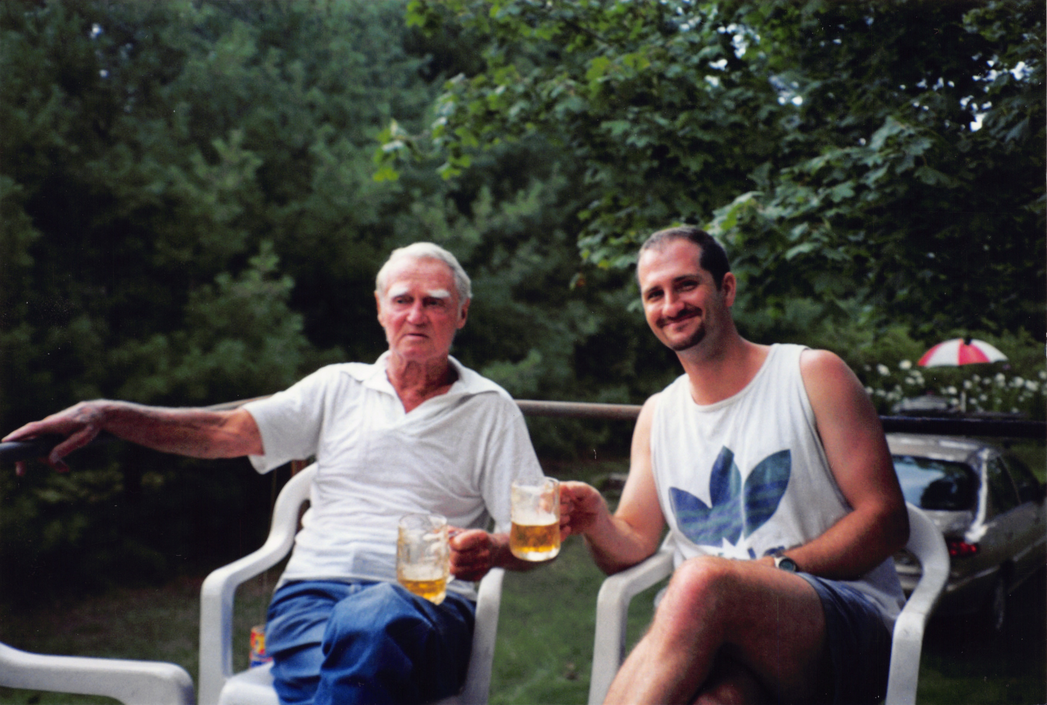 1998_681.jpg