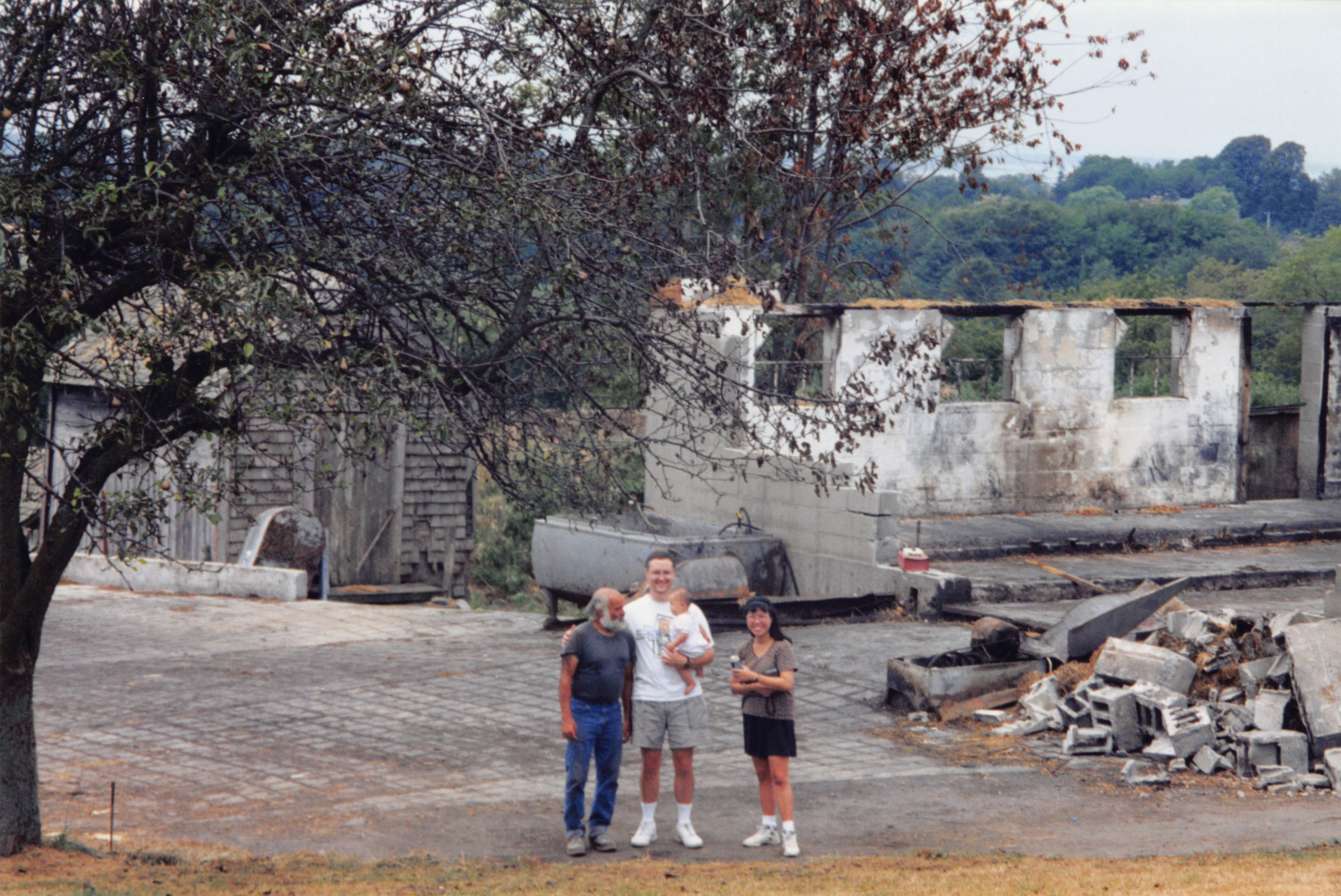 1998_685.jpg