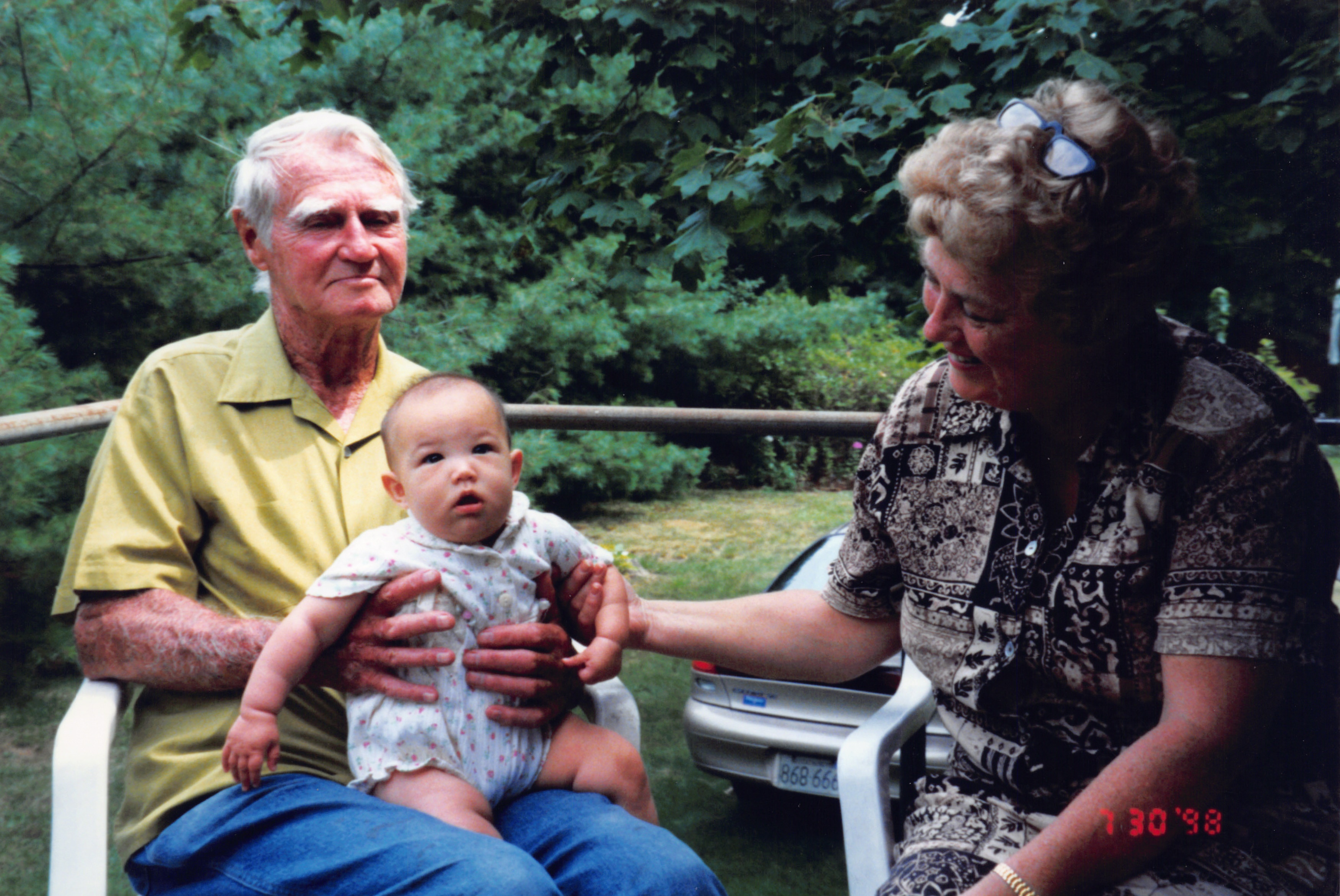 1998_693.jpg