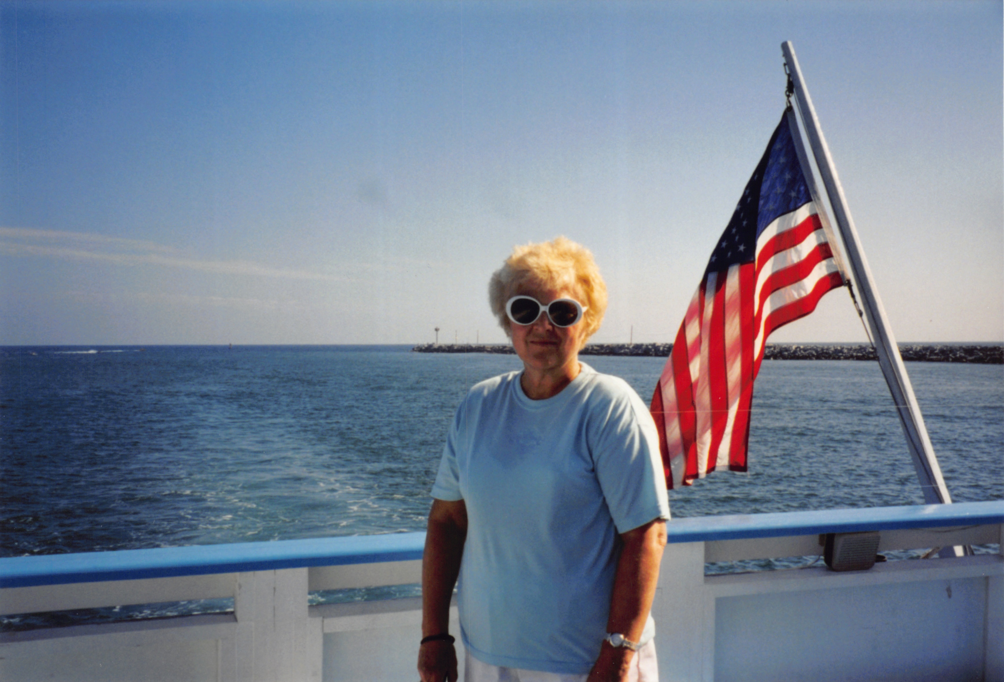 1998_729.jpg