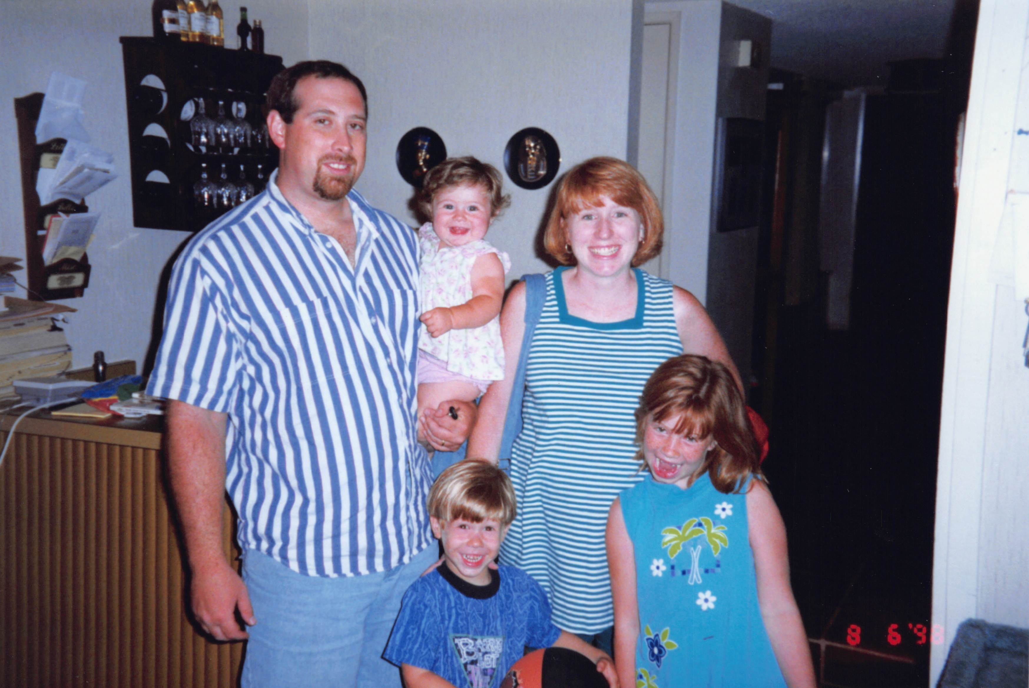 1998_739.jpg