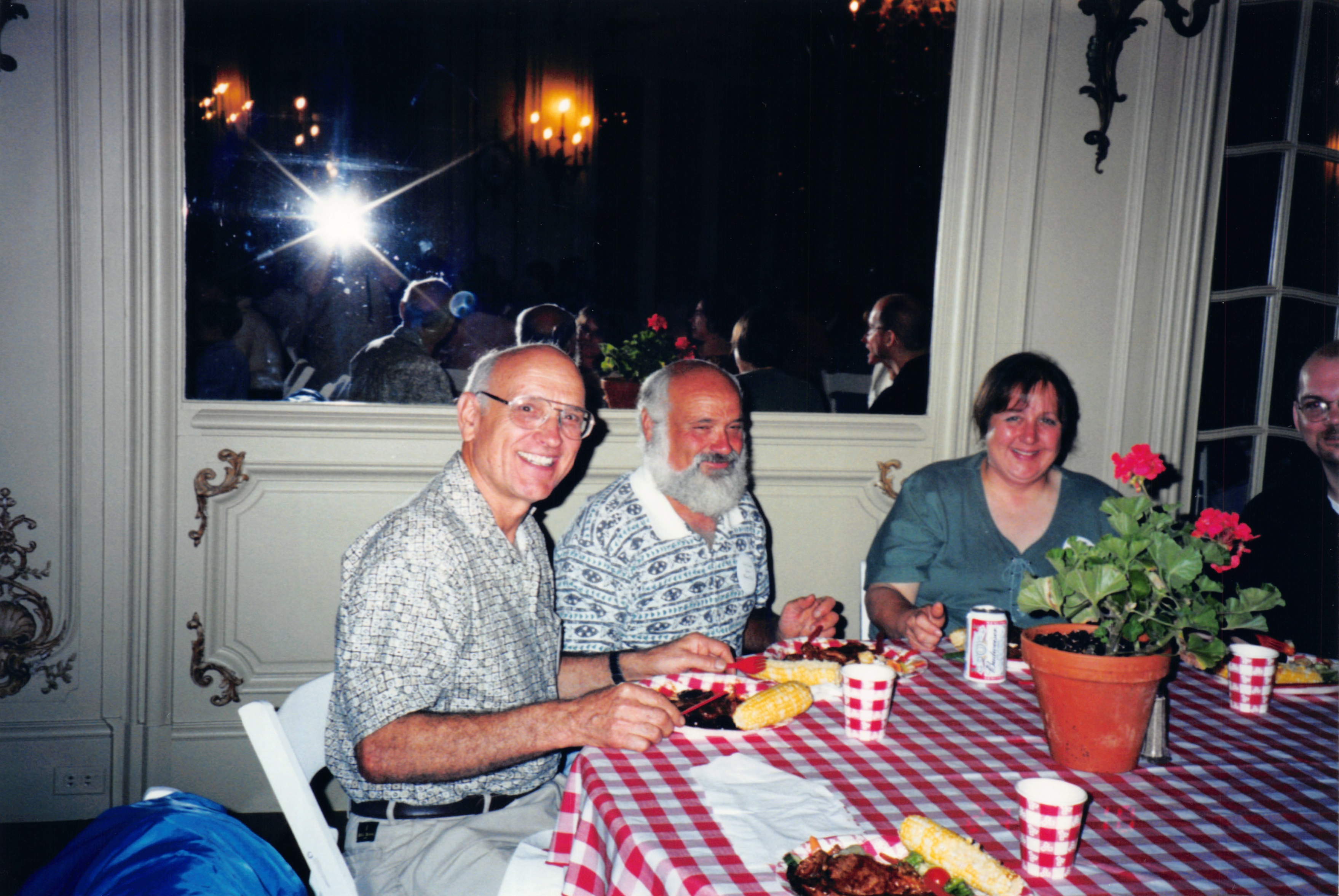 2000_194.jpg