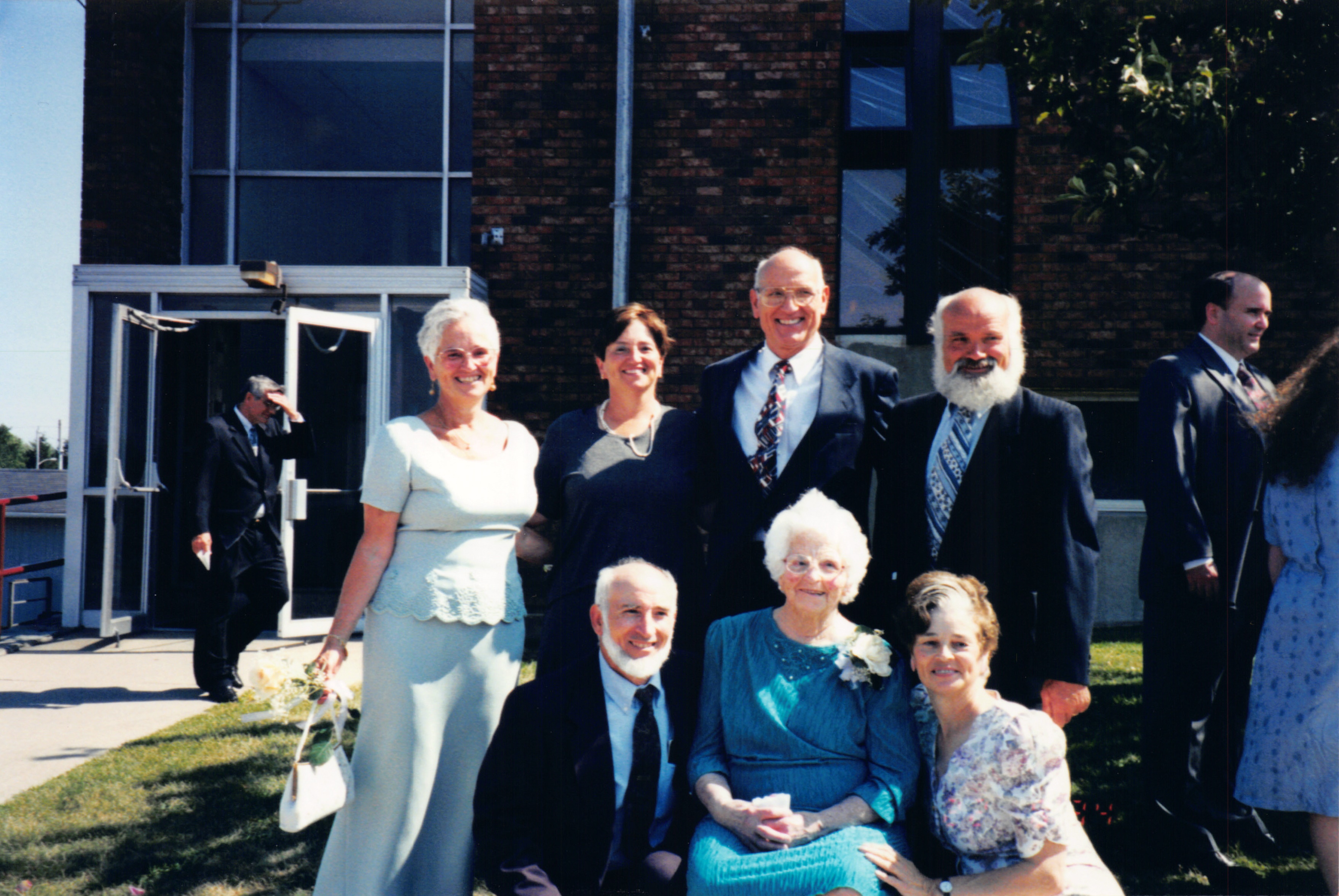 2000_200.jpg