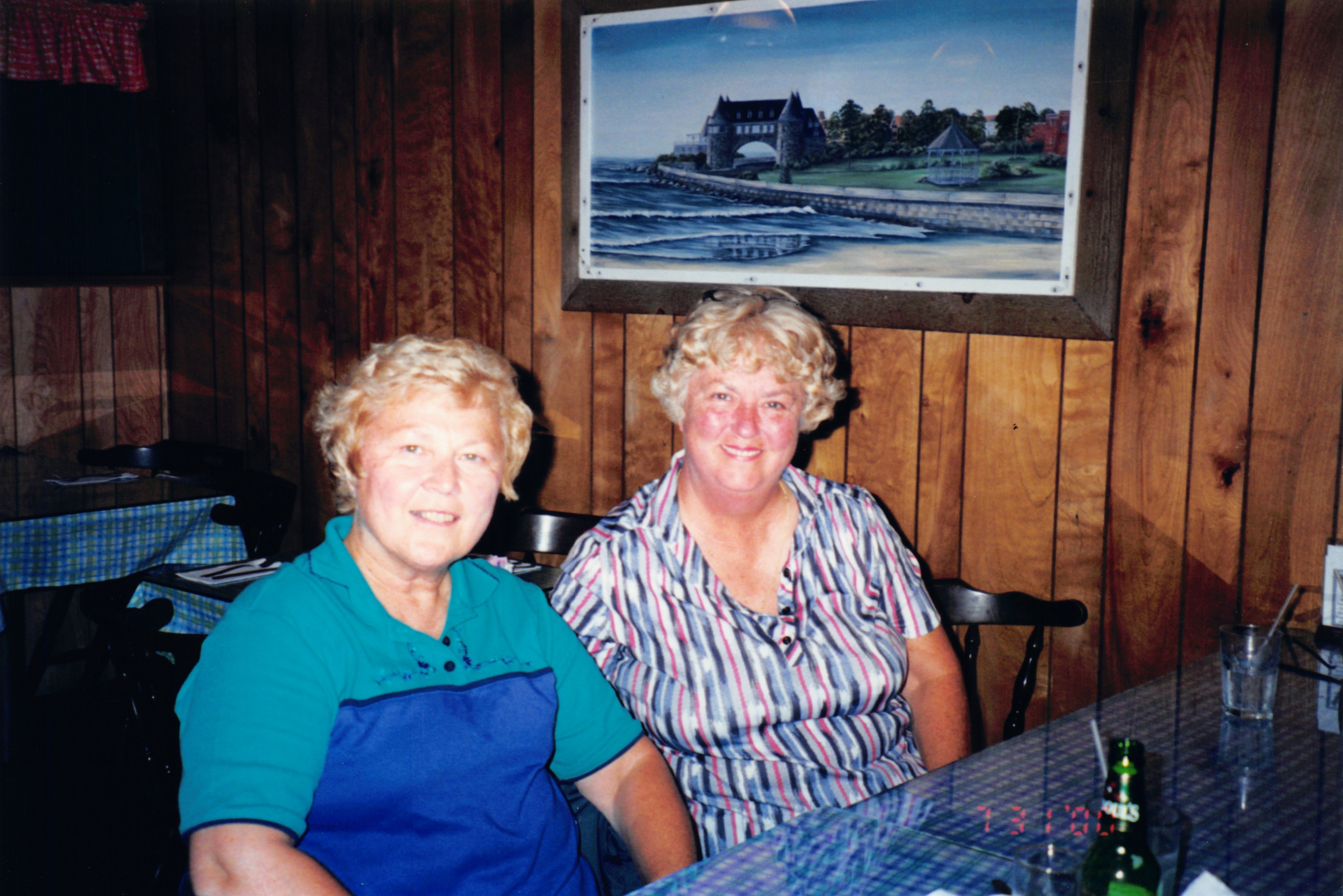 2000_222.jpg