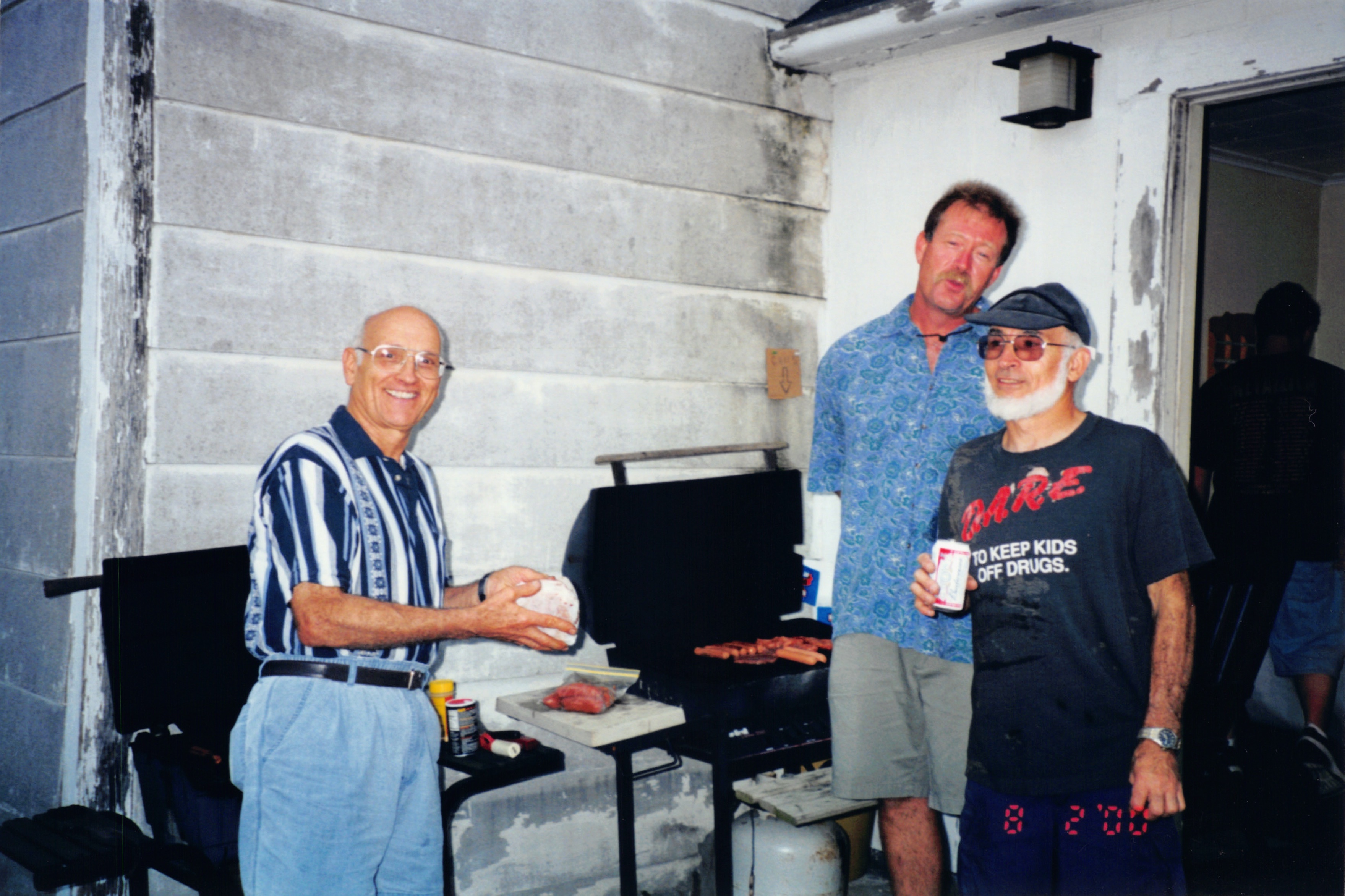2000_256.jpg