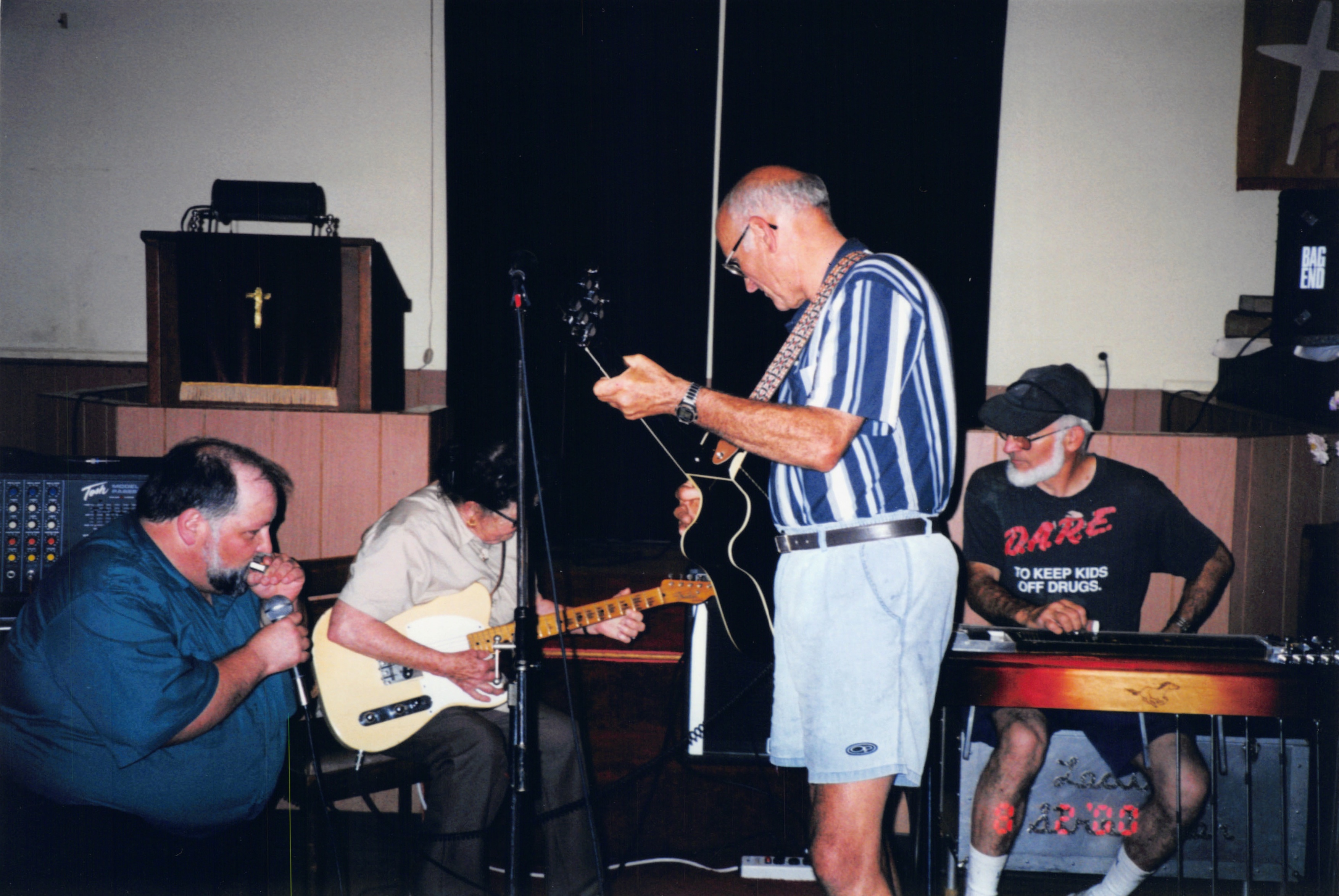 2000_260.jpg