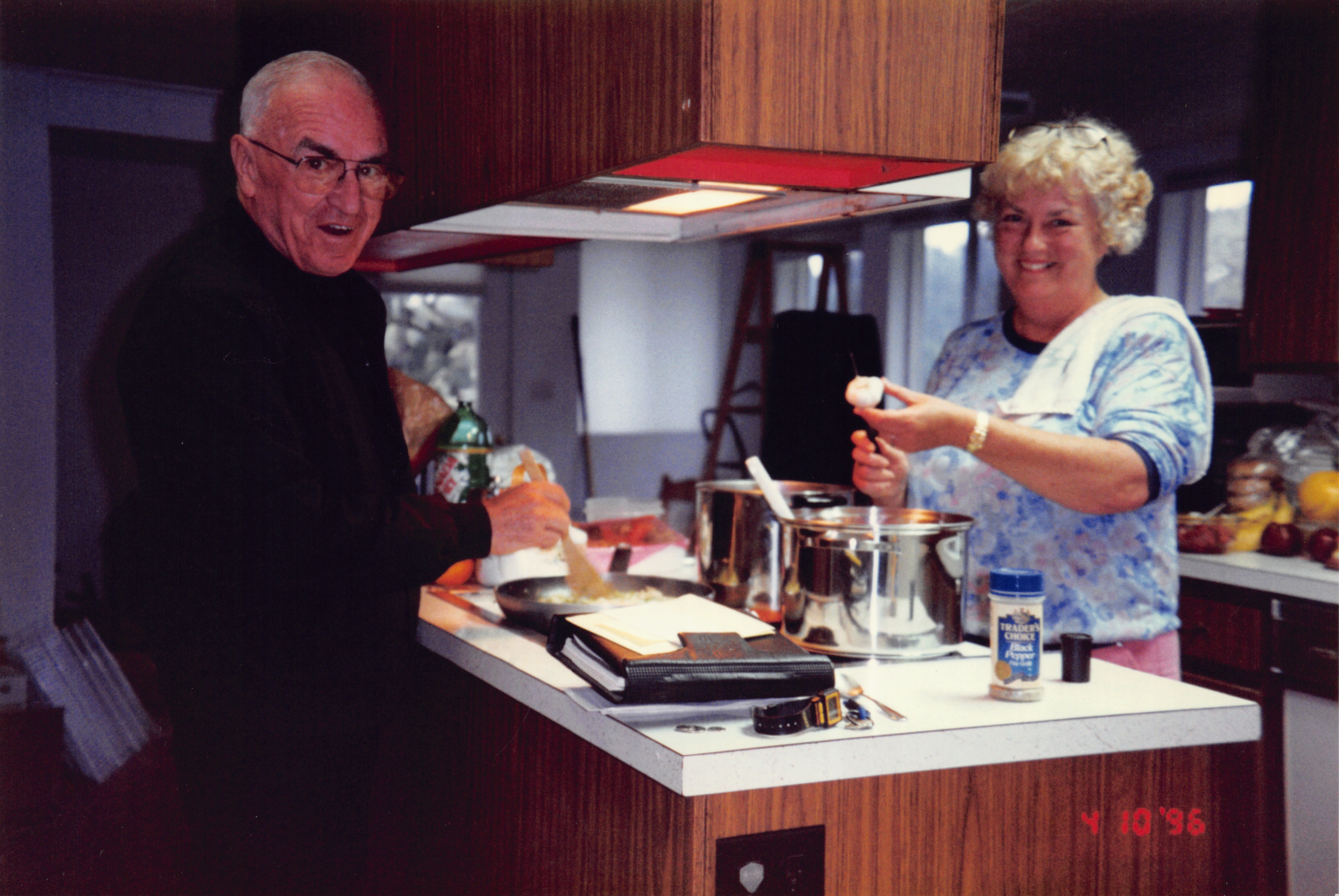 1996_250.jpg
