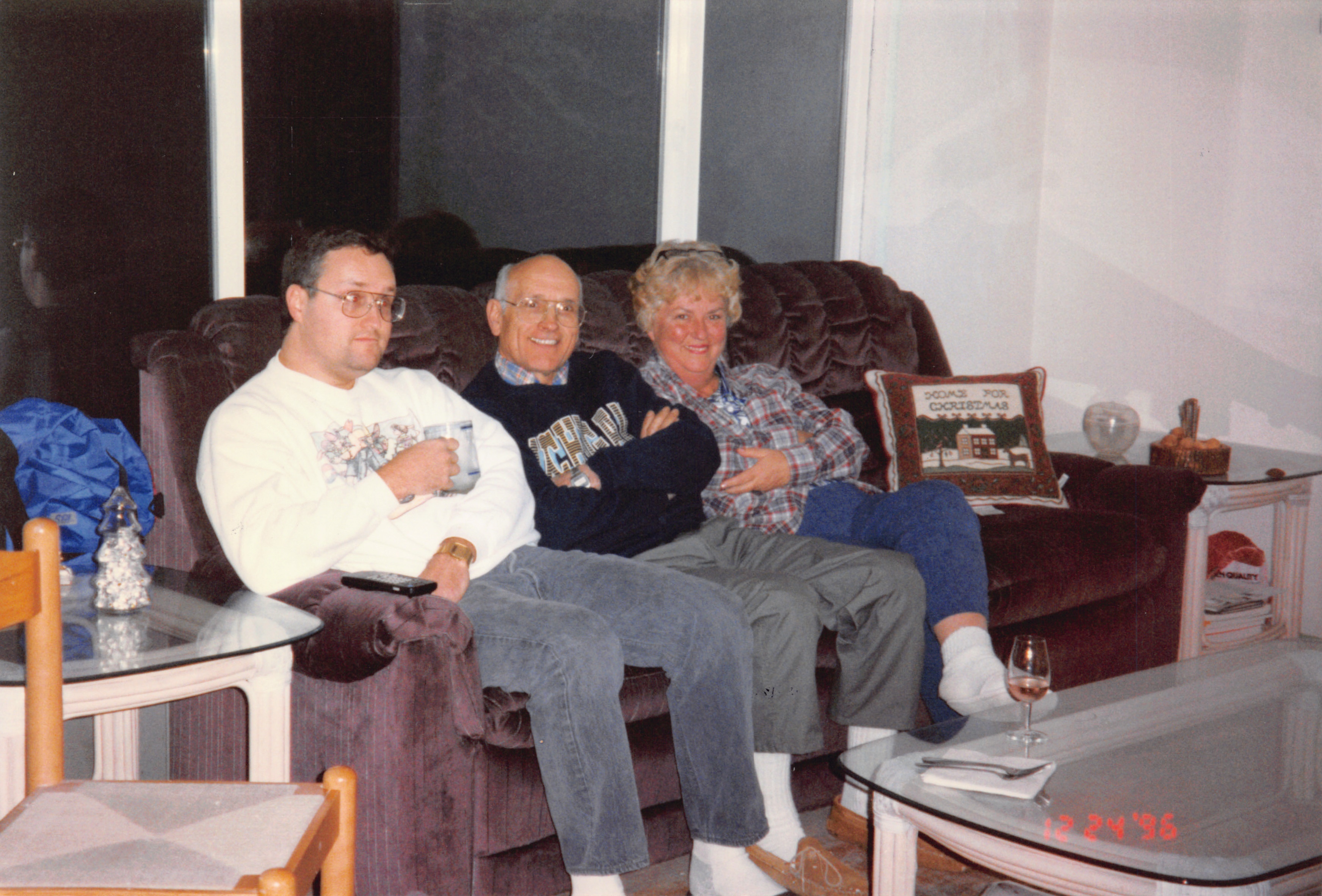 1996_350.jpg