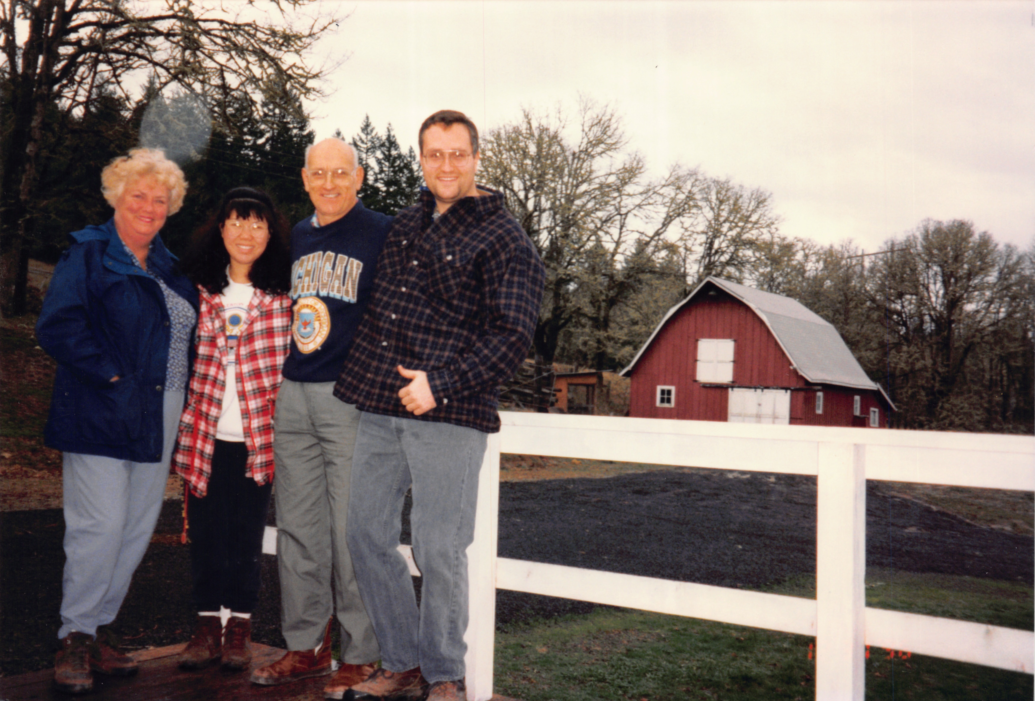 1996_360.jpg