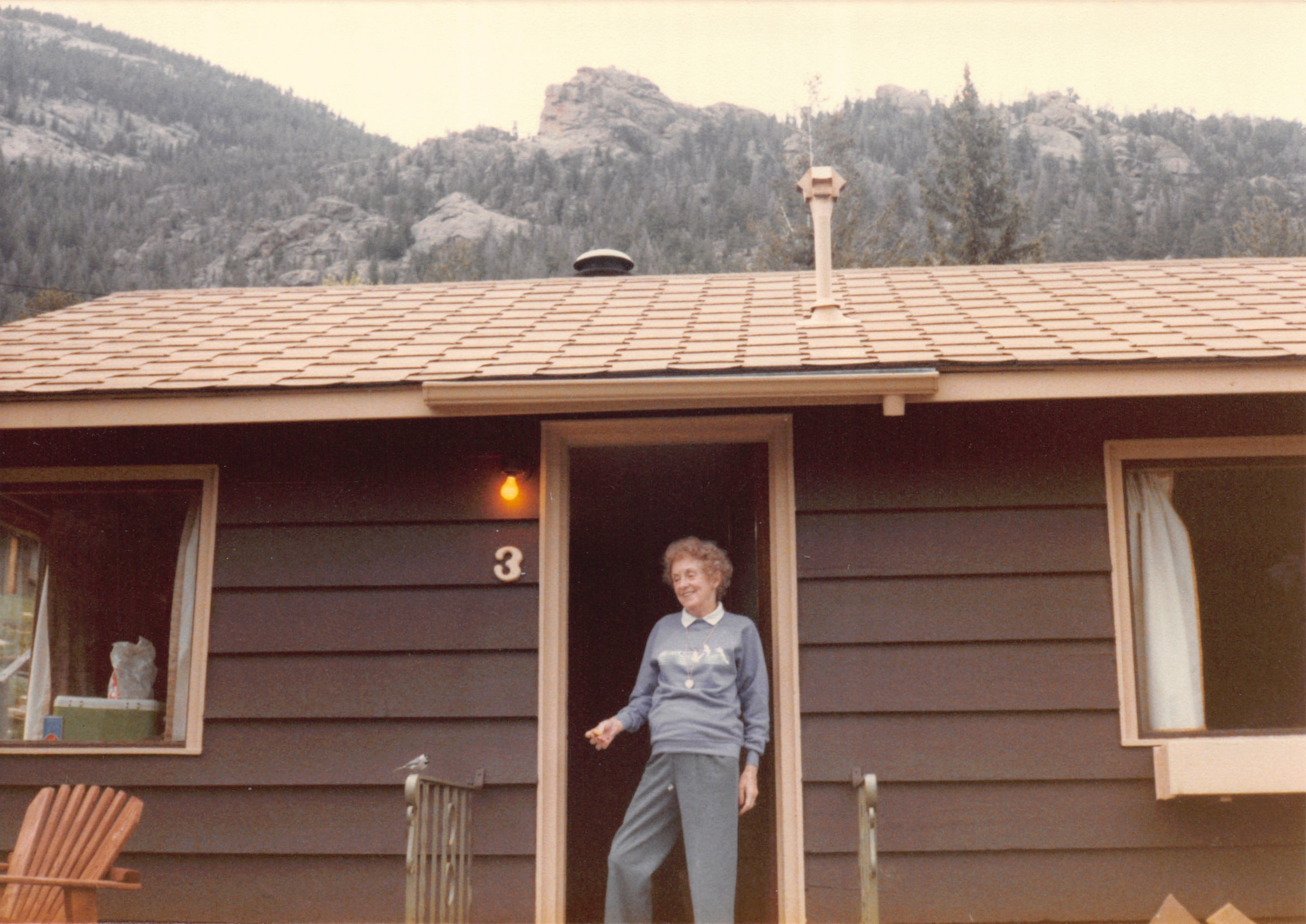 1985_03.jpg