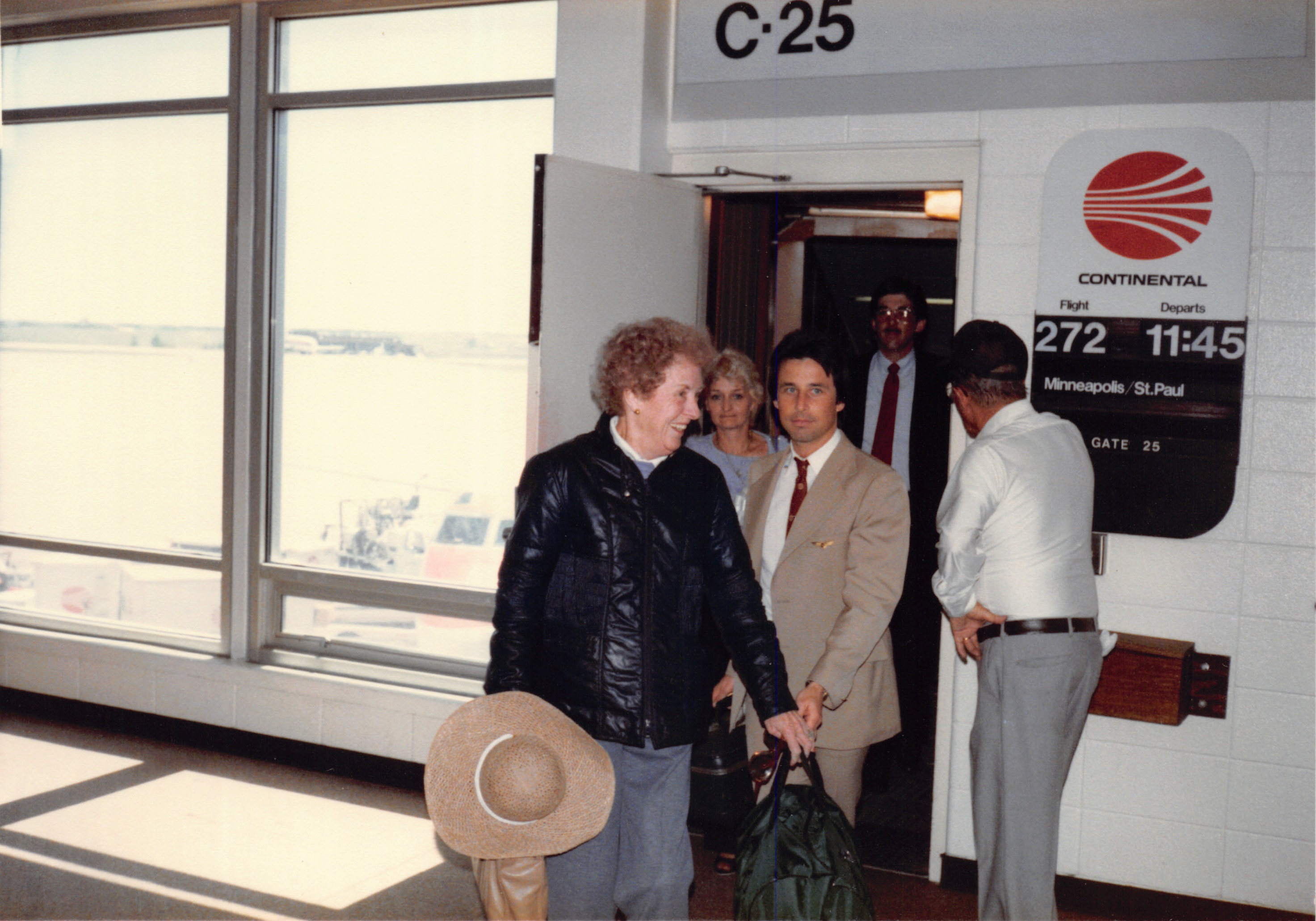1985_10.jpg