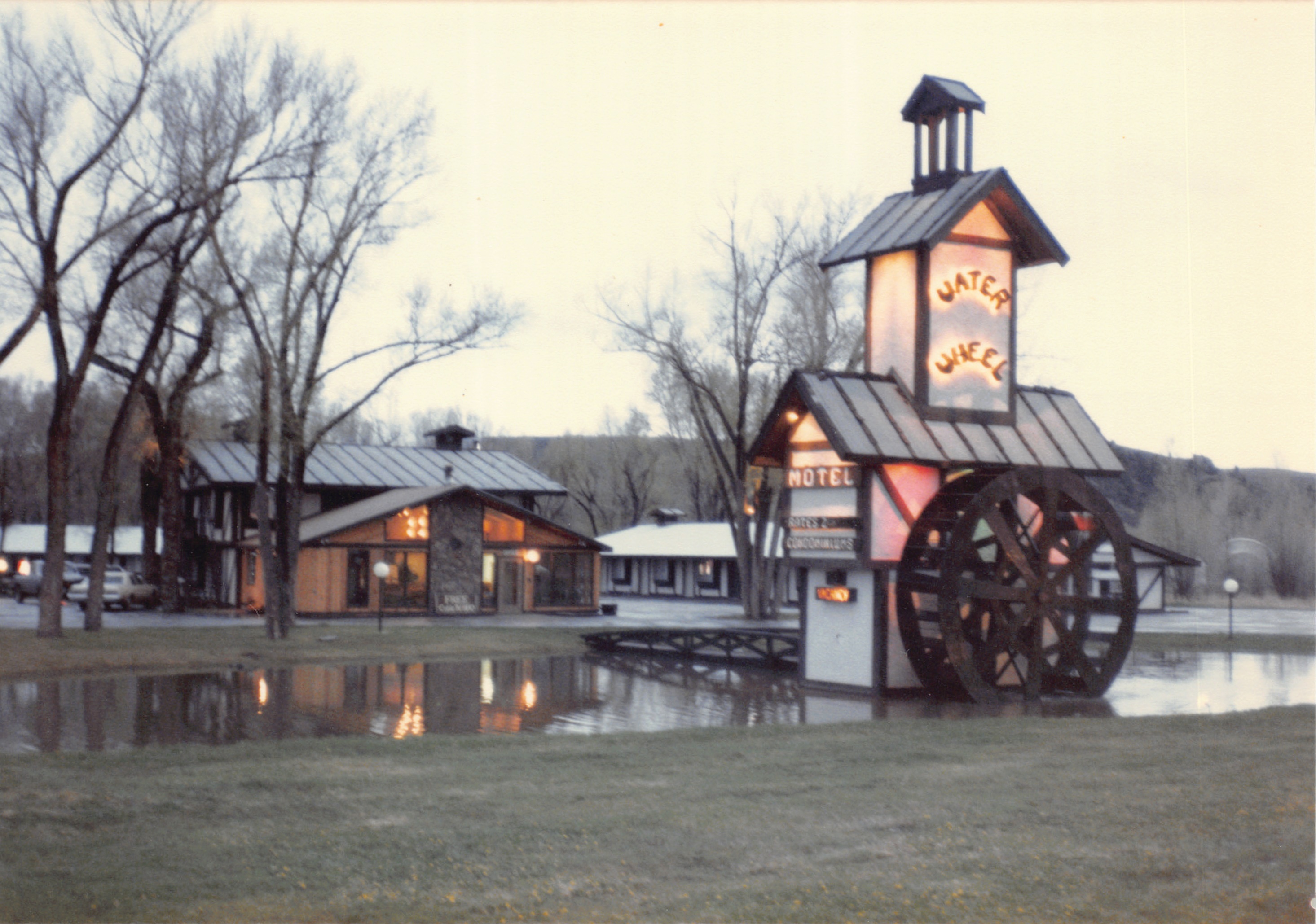 1985_29.jpg