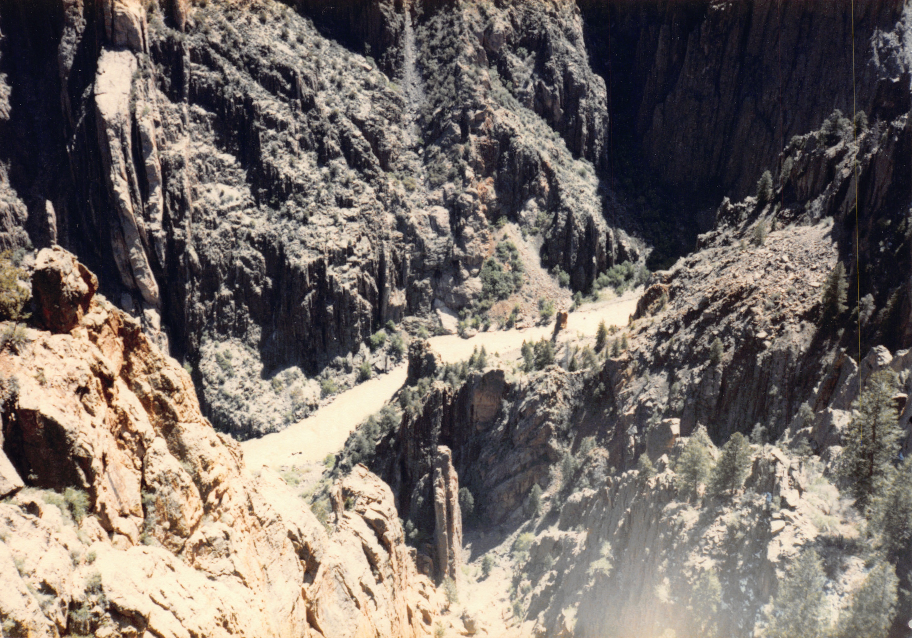1985_41.jpg