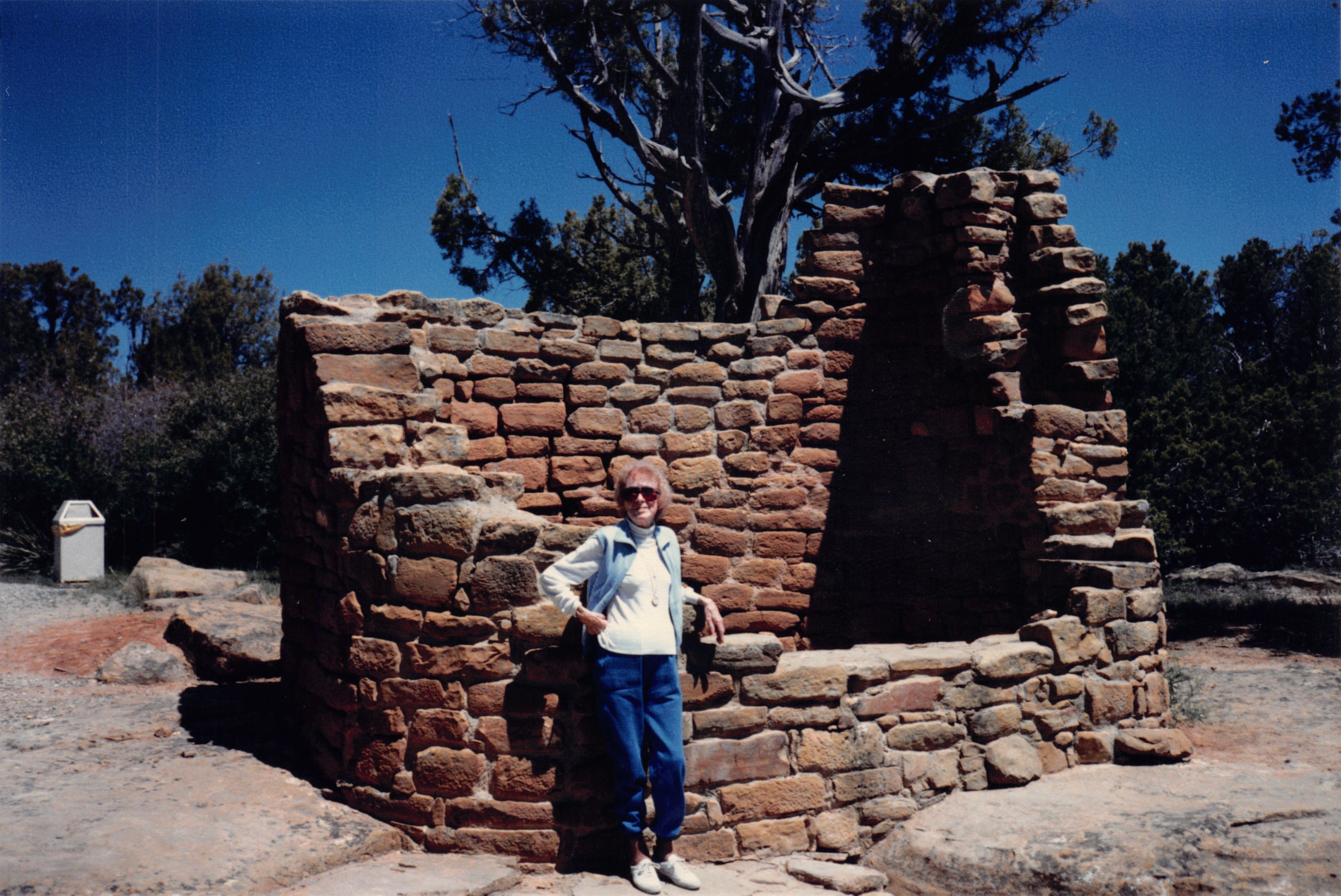 1986_70.jpg