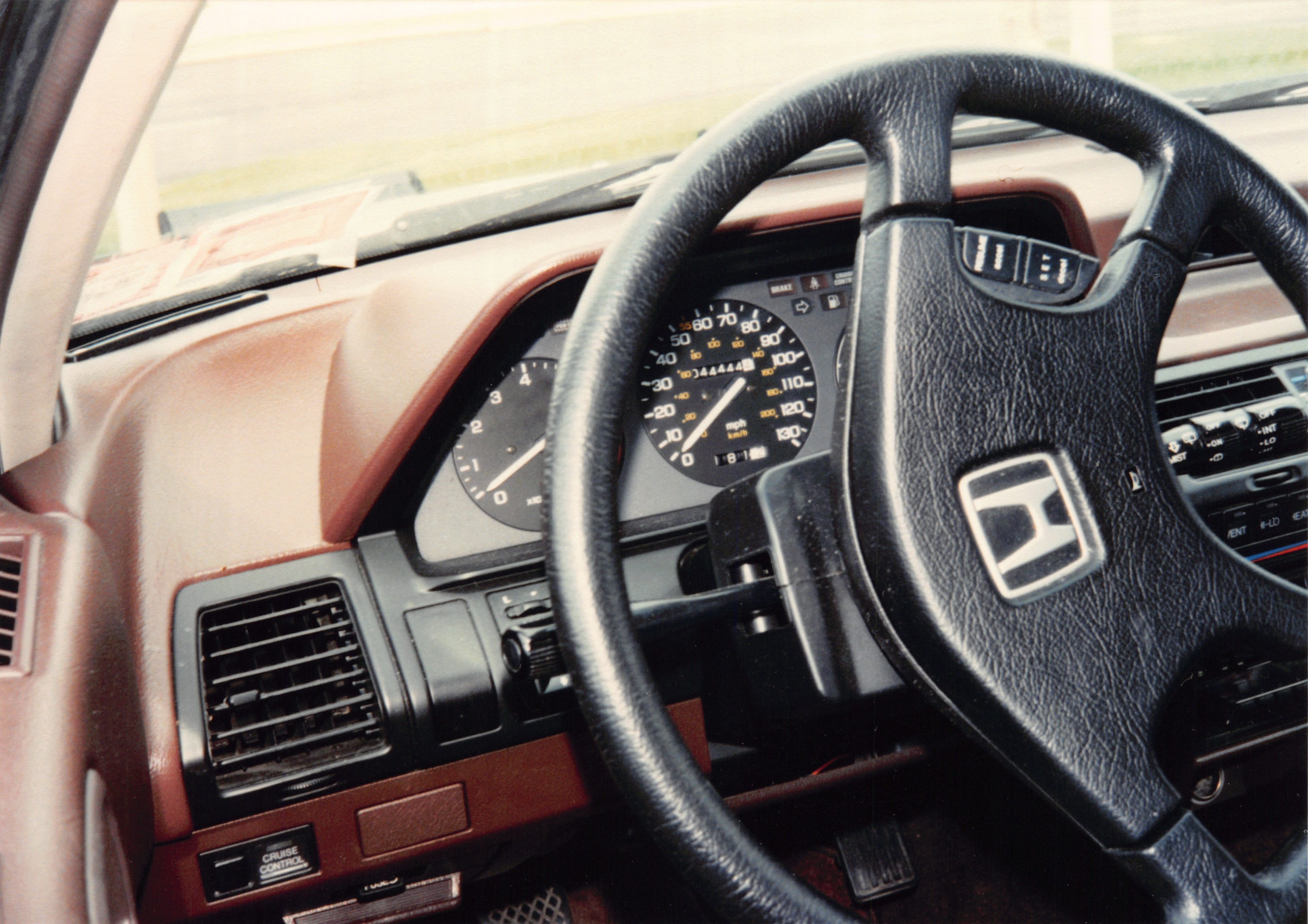 1989_05.jpg