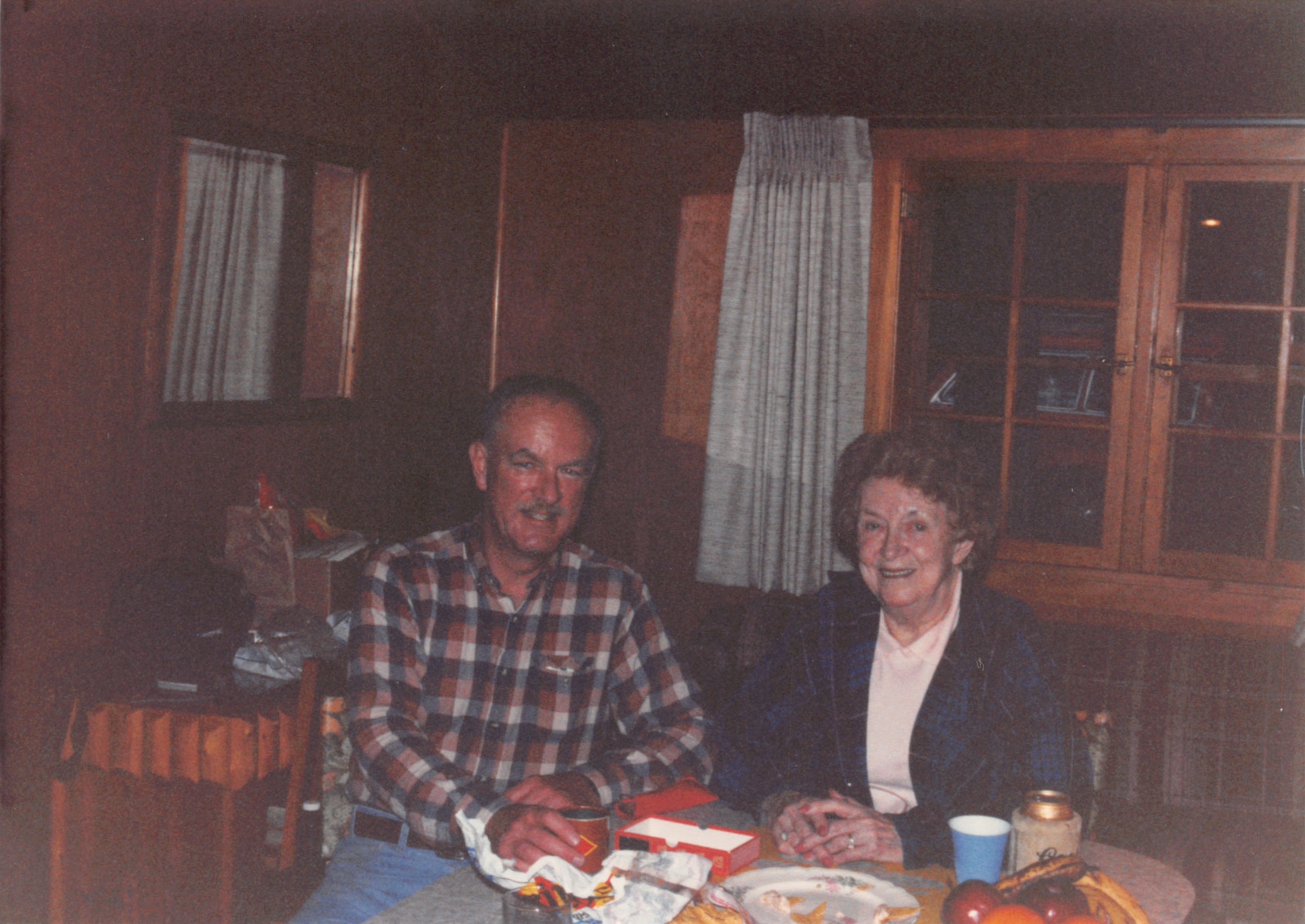 1990_37.jpg