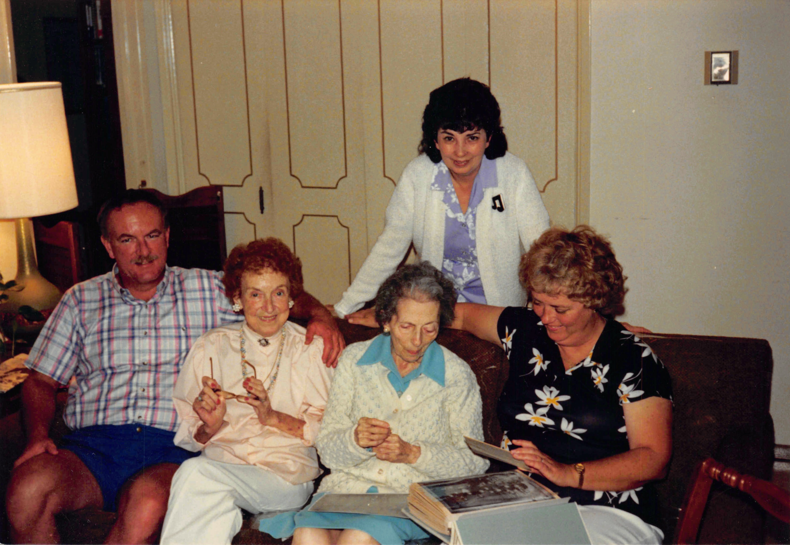 1985-1991_191.jpg