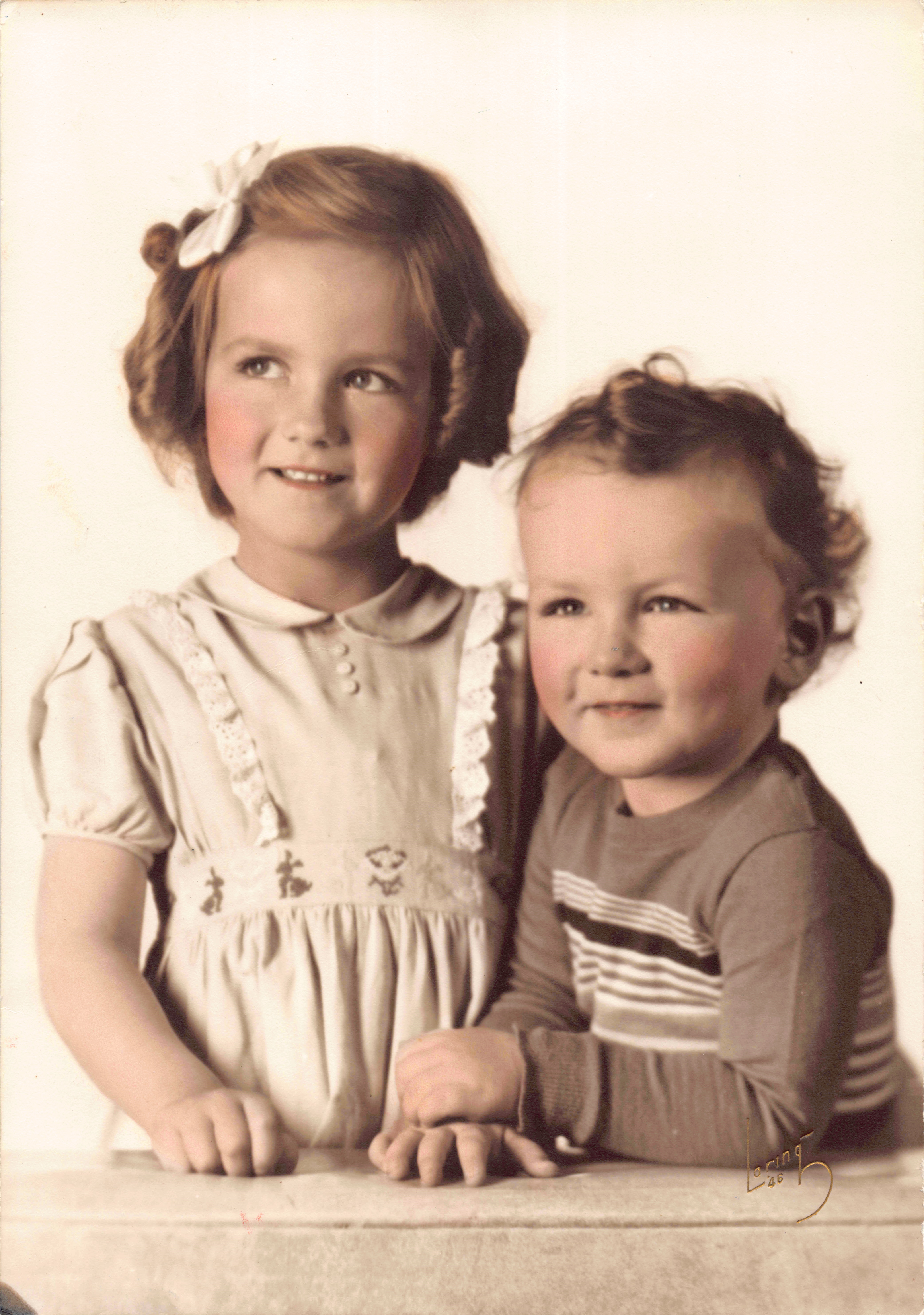 Old_Photo_Album_017.jpg