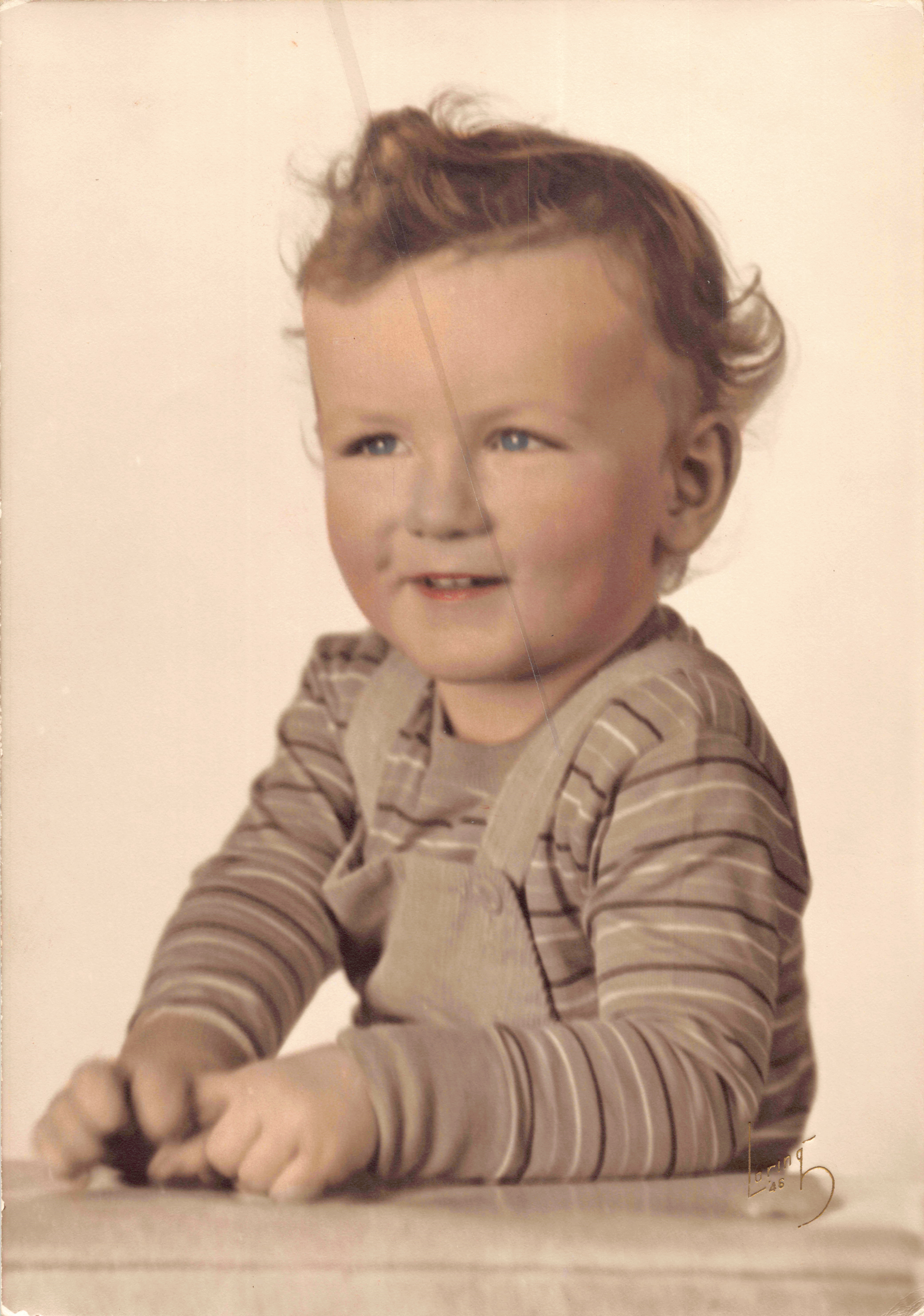 Old_Photo_Album_030.jpg