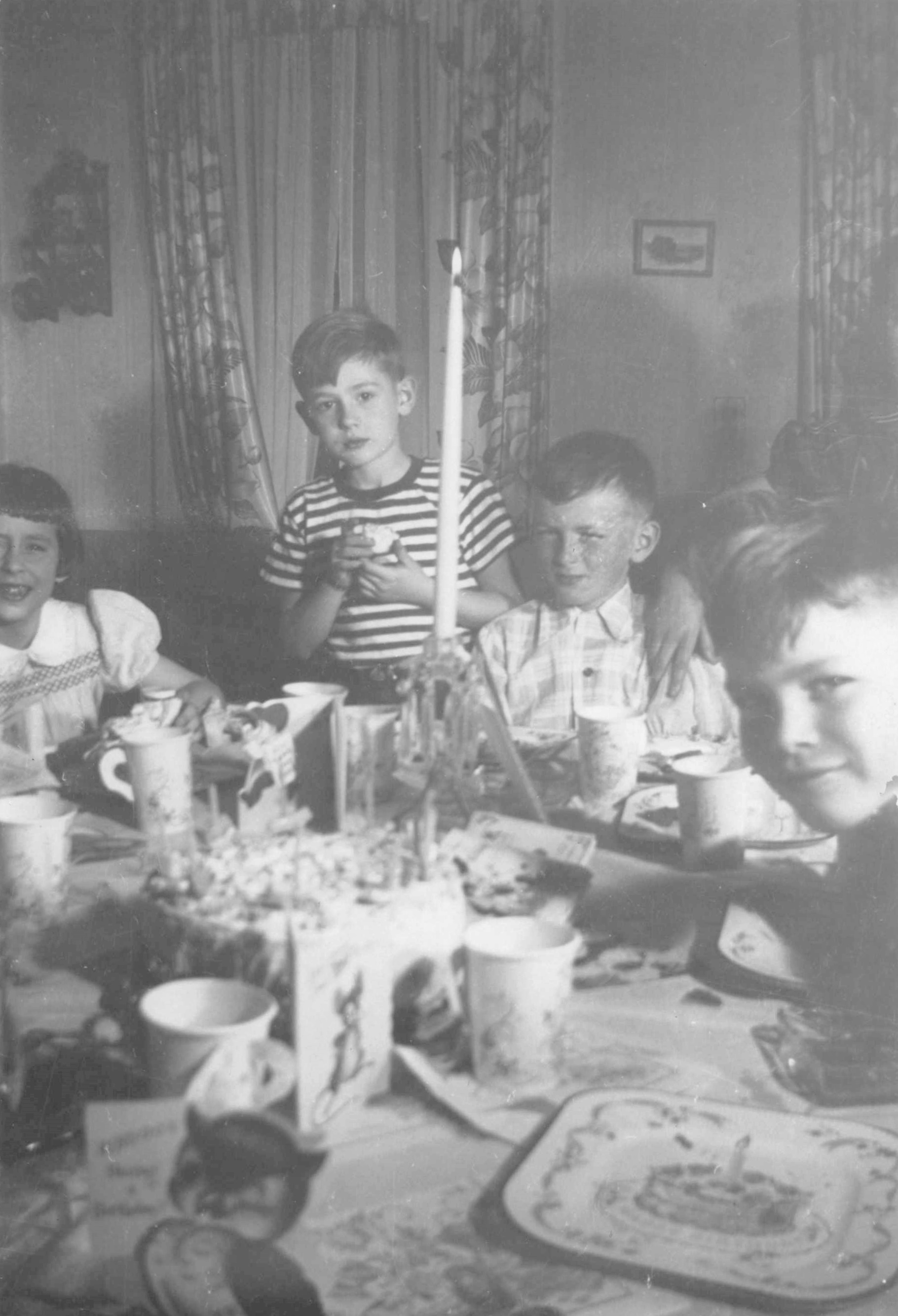 Old_Photo_Album_084.jpg