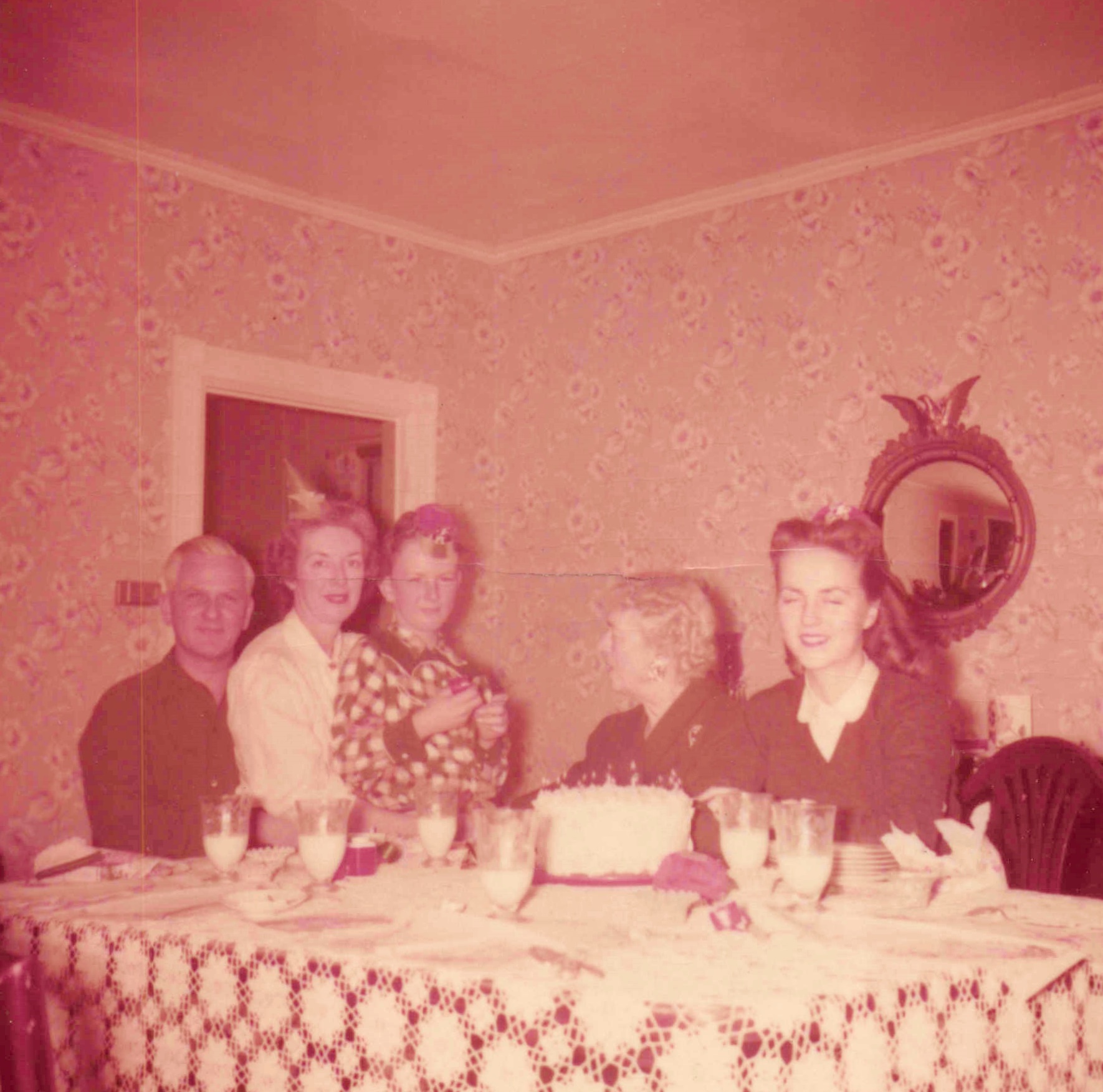 Old_Photo_Album_102.jpg