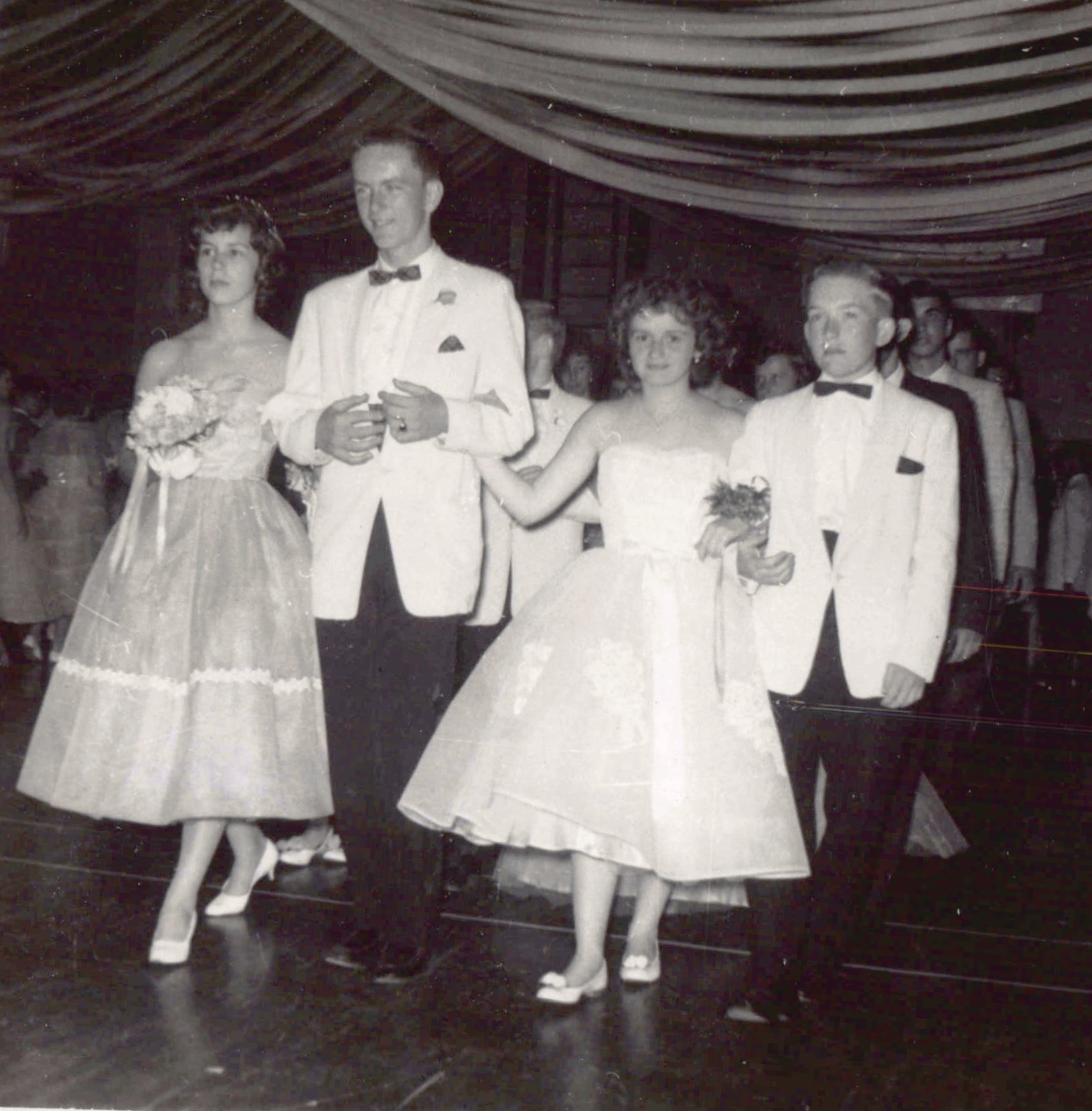 Old_Photo_Album_140.jpg