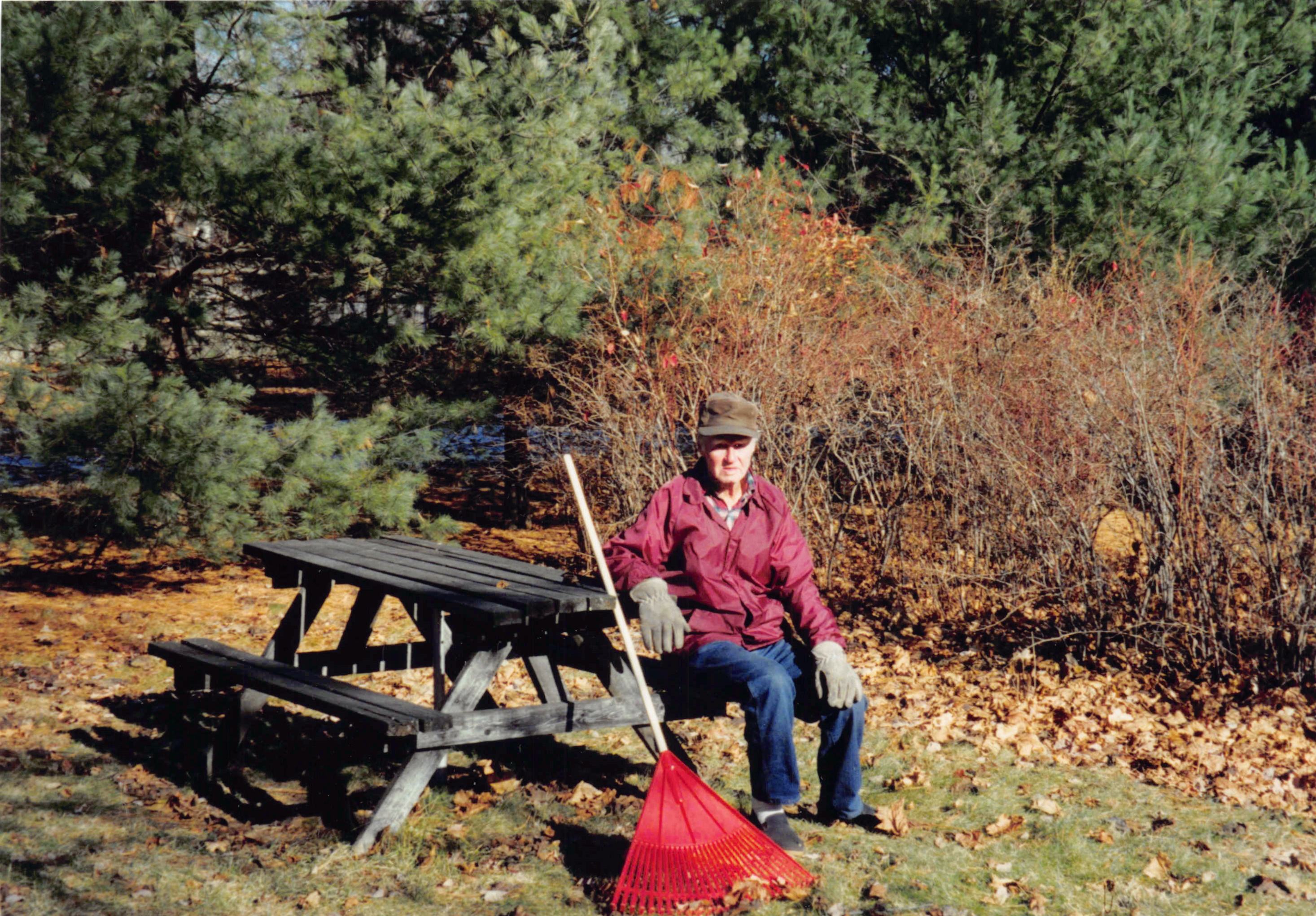 Uncle_Larry_060.jpg